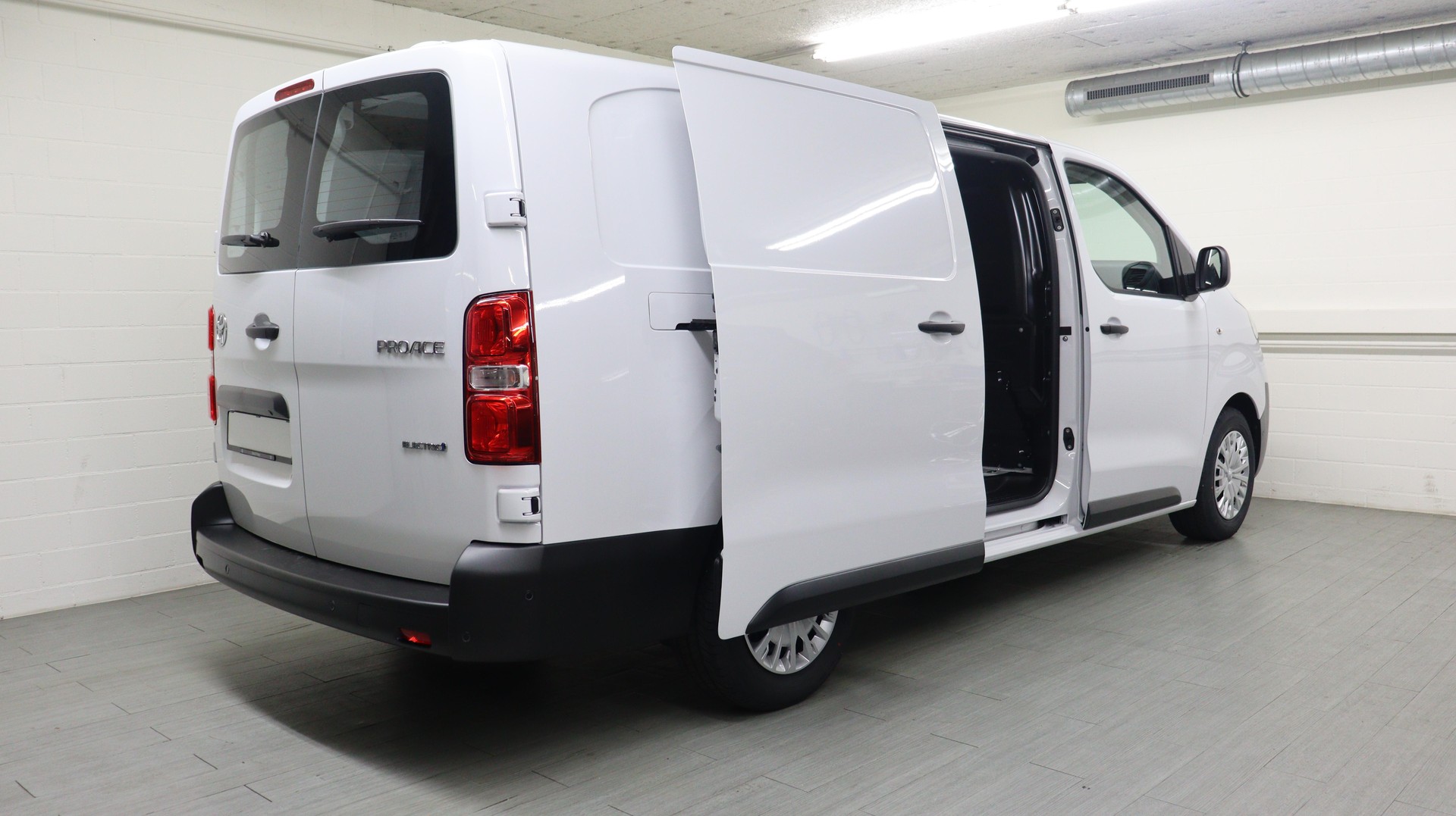 TOYOTA PROACE Van L2 75KWh Advanced-image-5