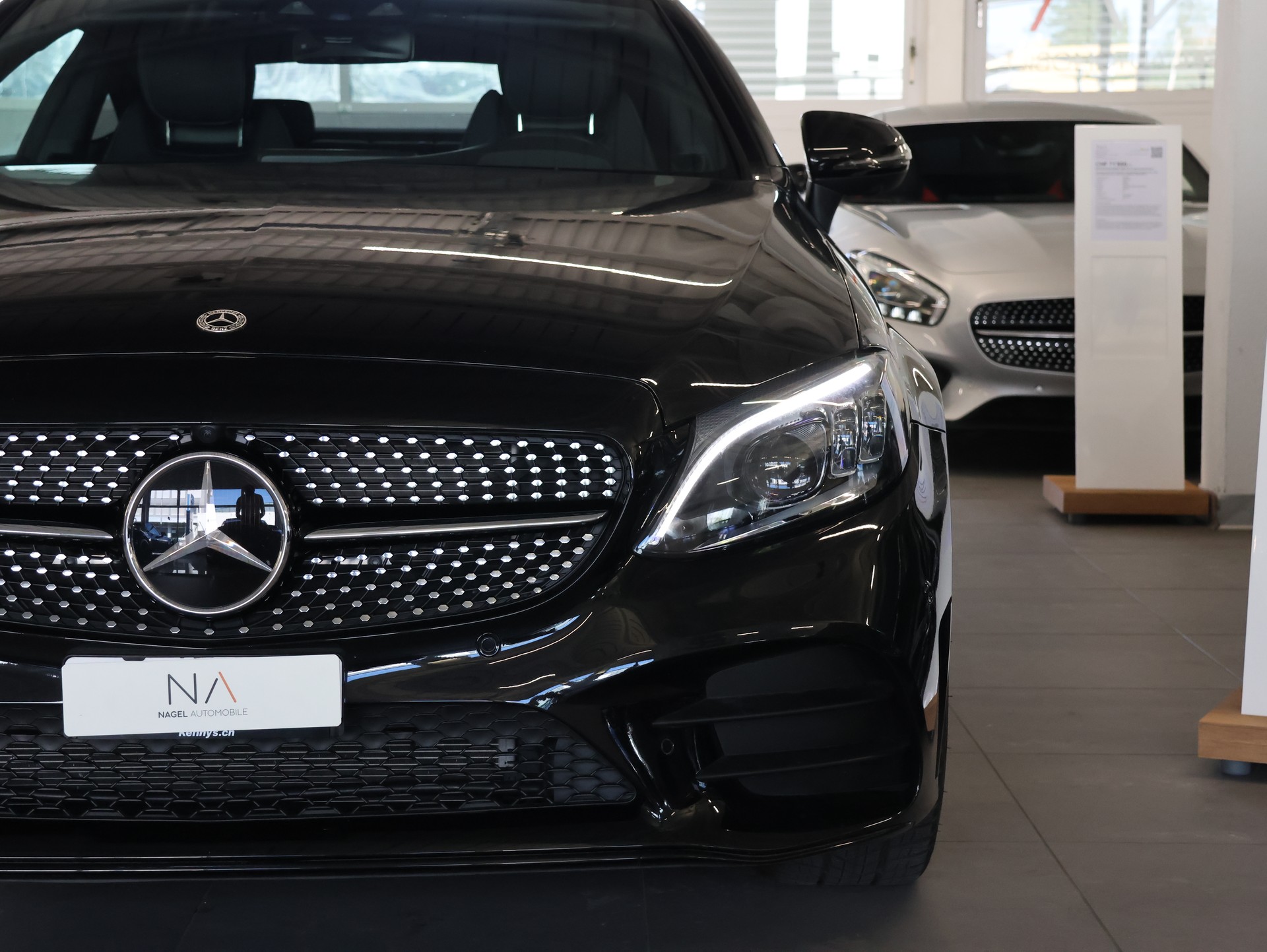 MERCEDES-BENZ C 300 Coupé 4Matic AMG Line 9G-tronic *1.HAND*-image-3
