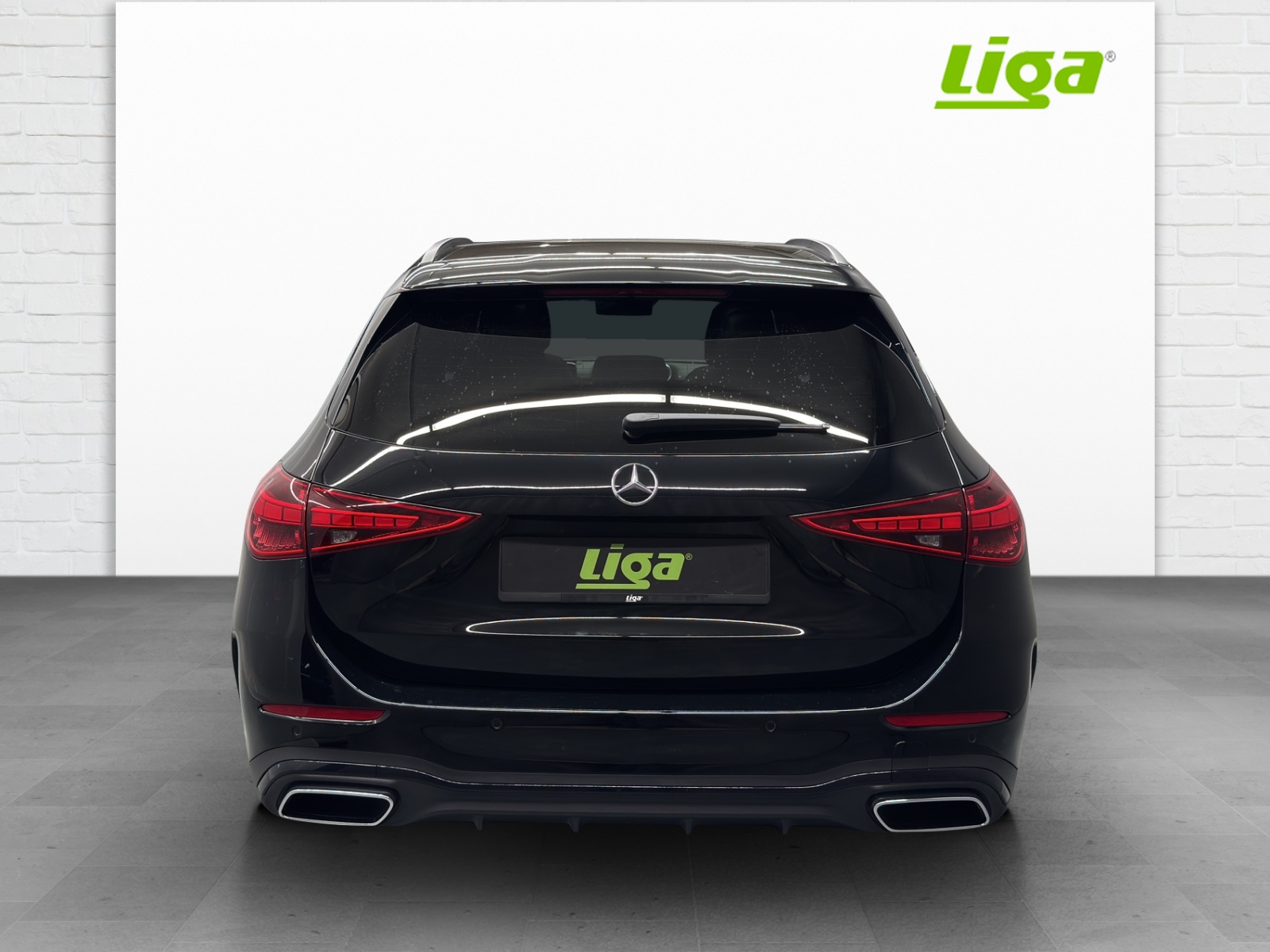 MERCEDES-BENZ C 300 AMG Line 4Matic-image-4