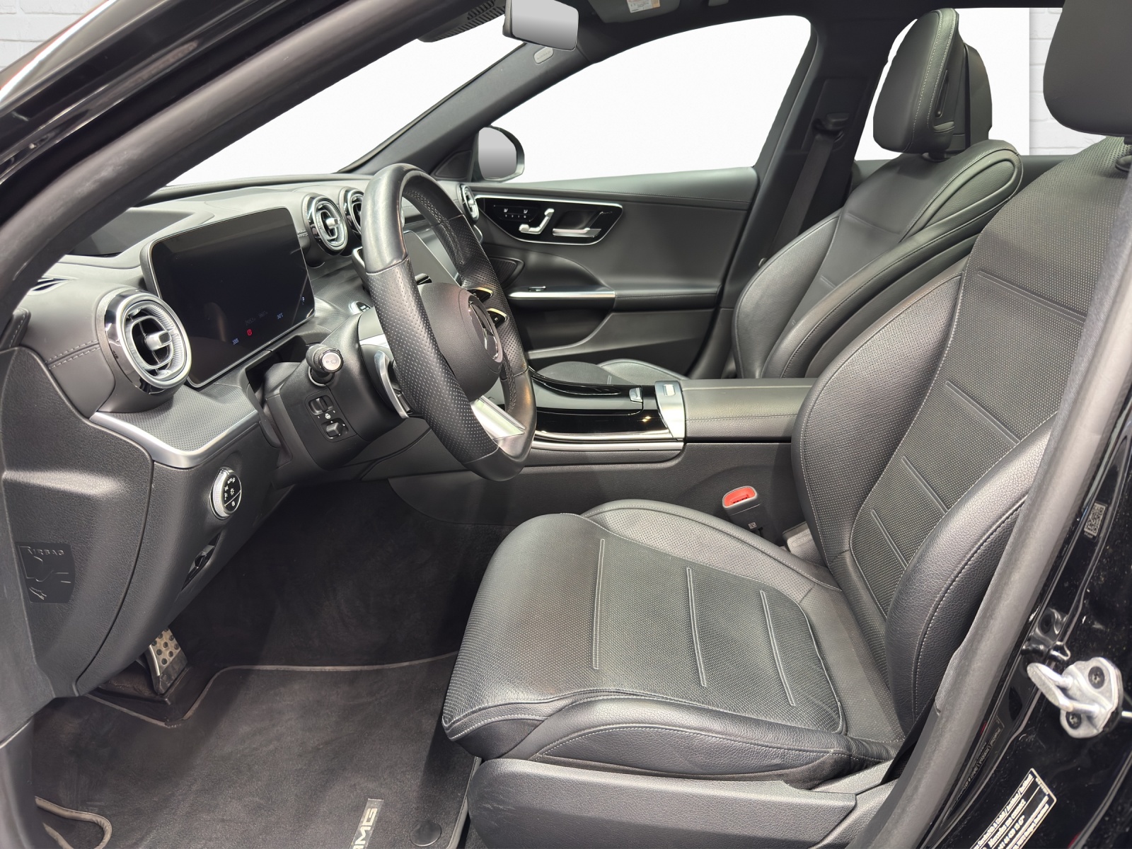MERCEDES-BENZ C 300 AMG Line 4Matic-image-6
