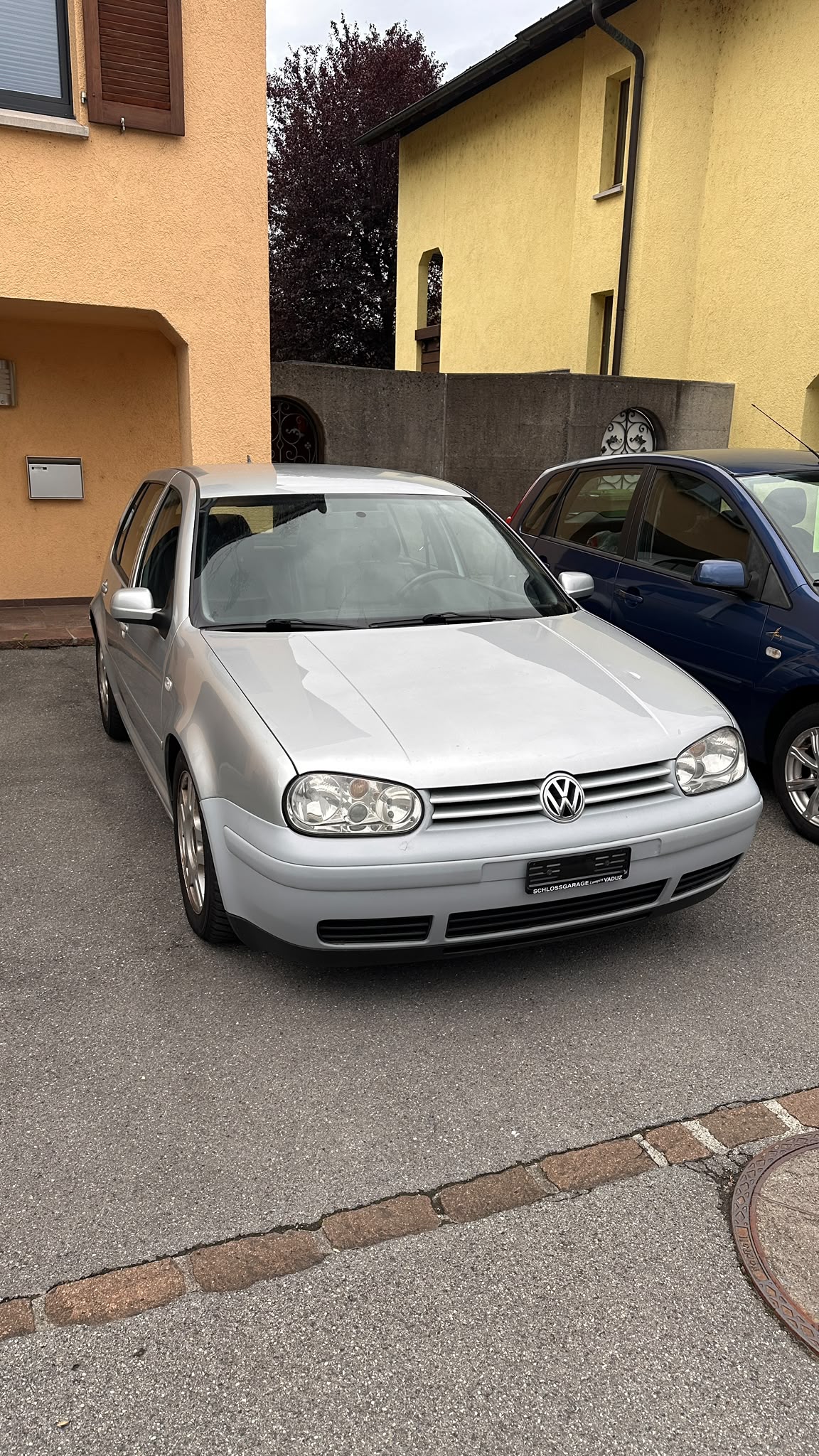 VW Golf 1.9 TDI PD Highline-image-0