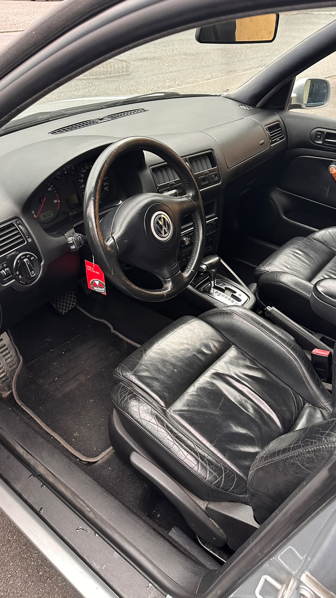 VW Golf 1.9 TDI PD Highline-image-3