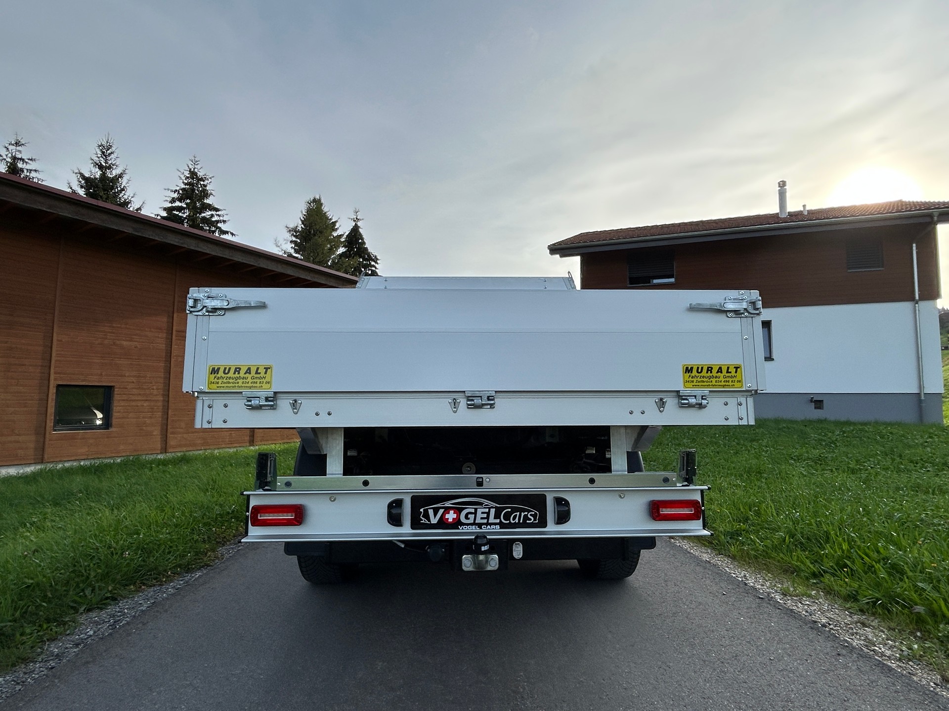 ISUZU D-MAX 1.9 CrewCab N60FF V-Cross 4x4 AT-image-9