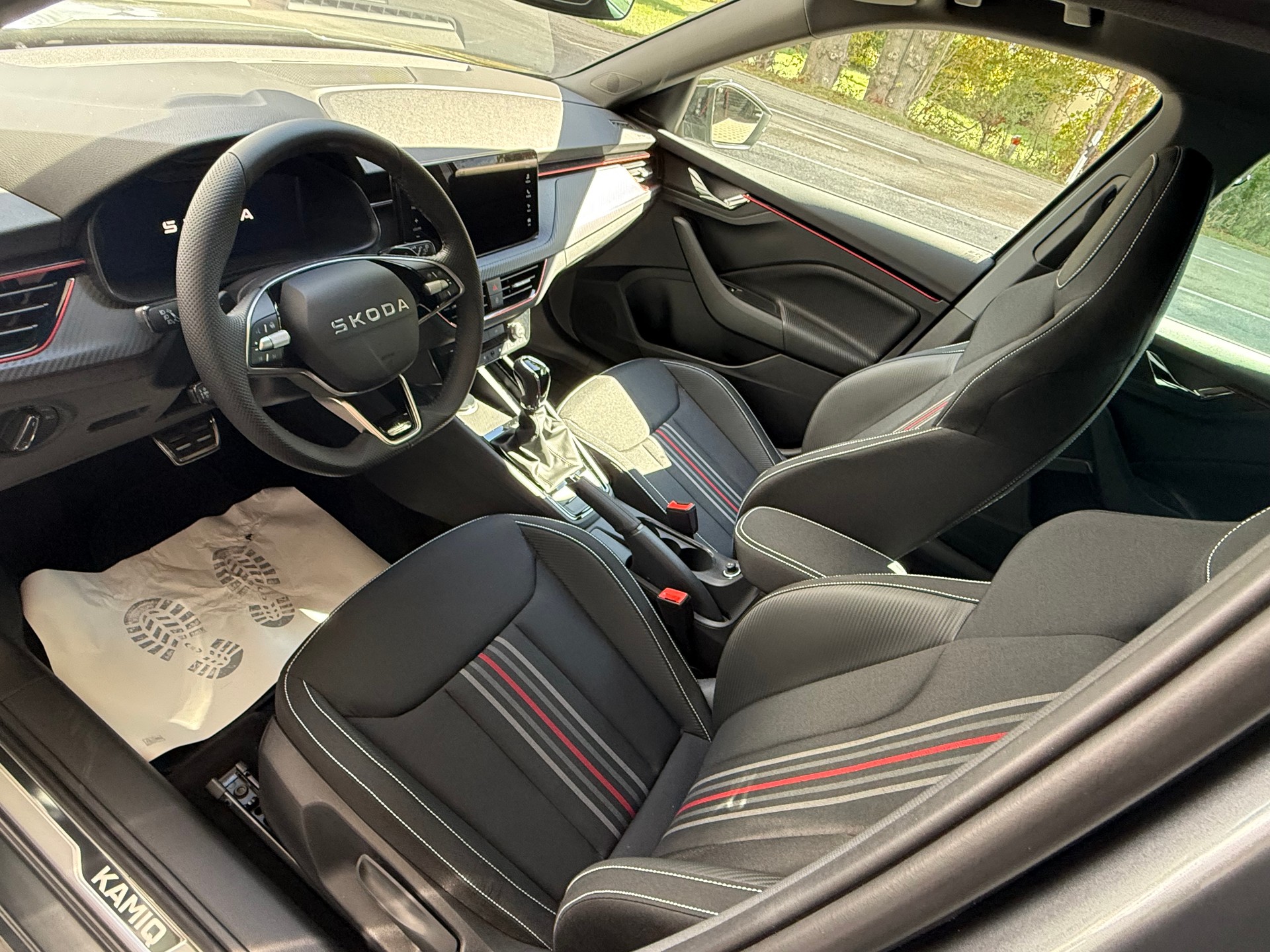 SKODA Kamiq 1.5 TSI Monte Carlo DSG-image-5