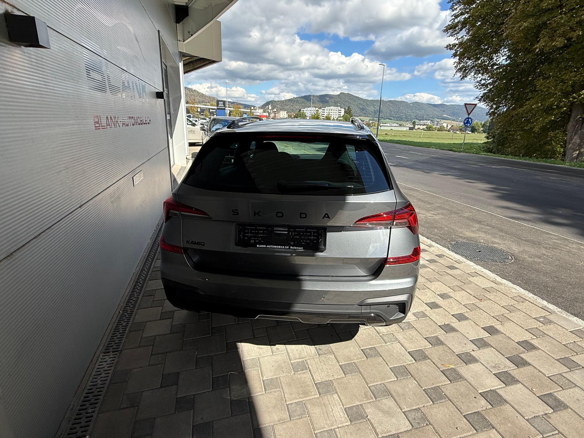 SKODA Kamiq 1.5 TSI Monte Carlo DSG-image-3