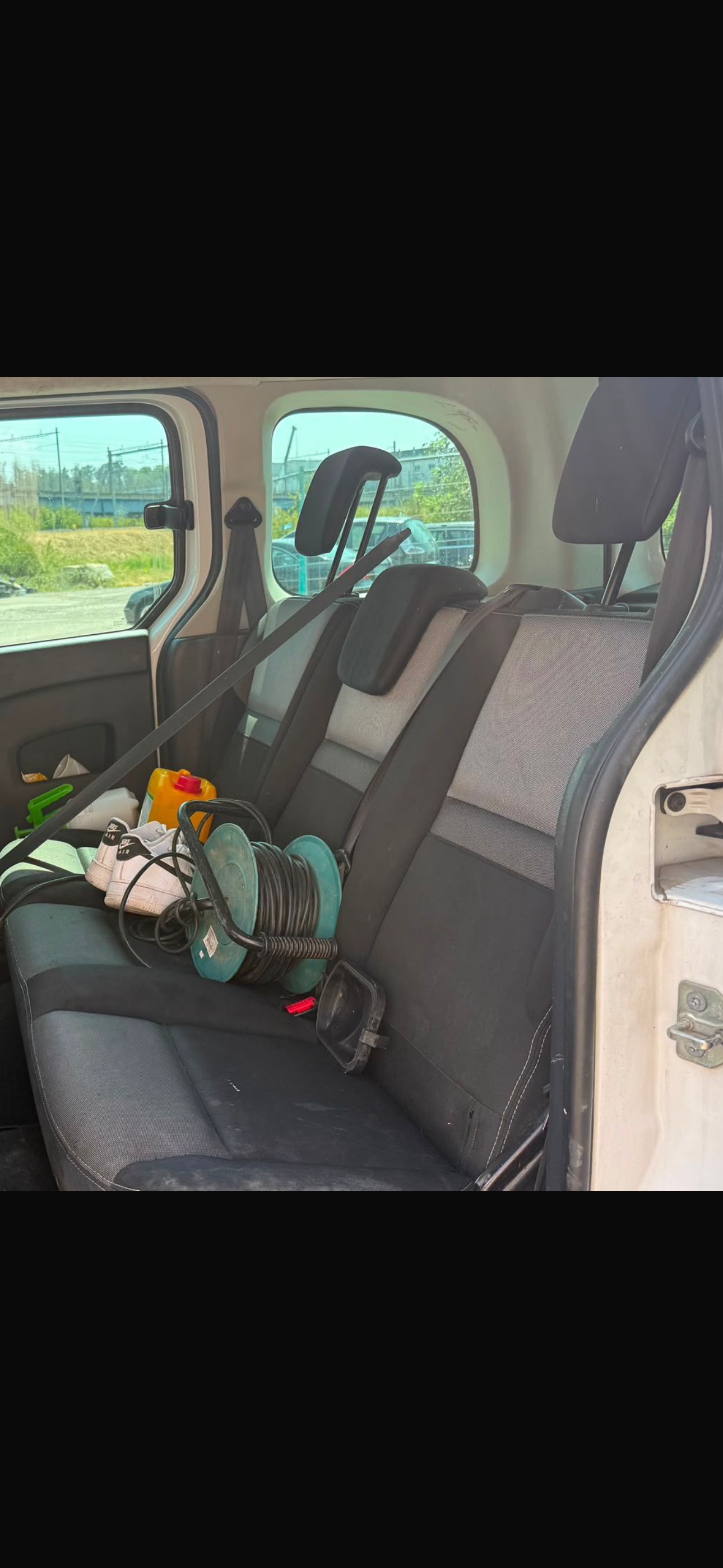 RENAULT Kangoo 1.2 16V Turbo Expression-image-11