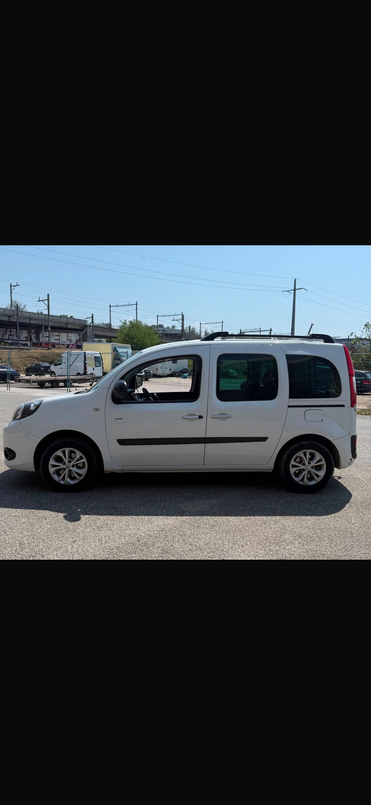 RENAULT Kangoo 1.2 16V Turbo Expression-image-7
