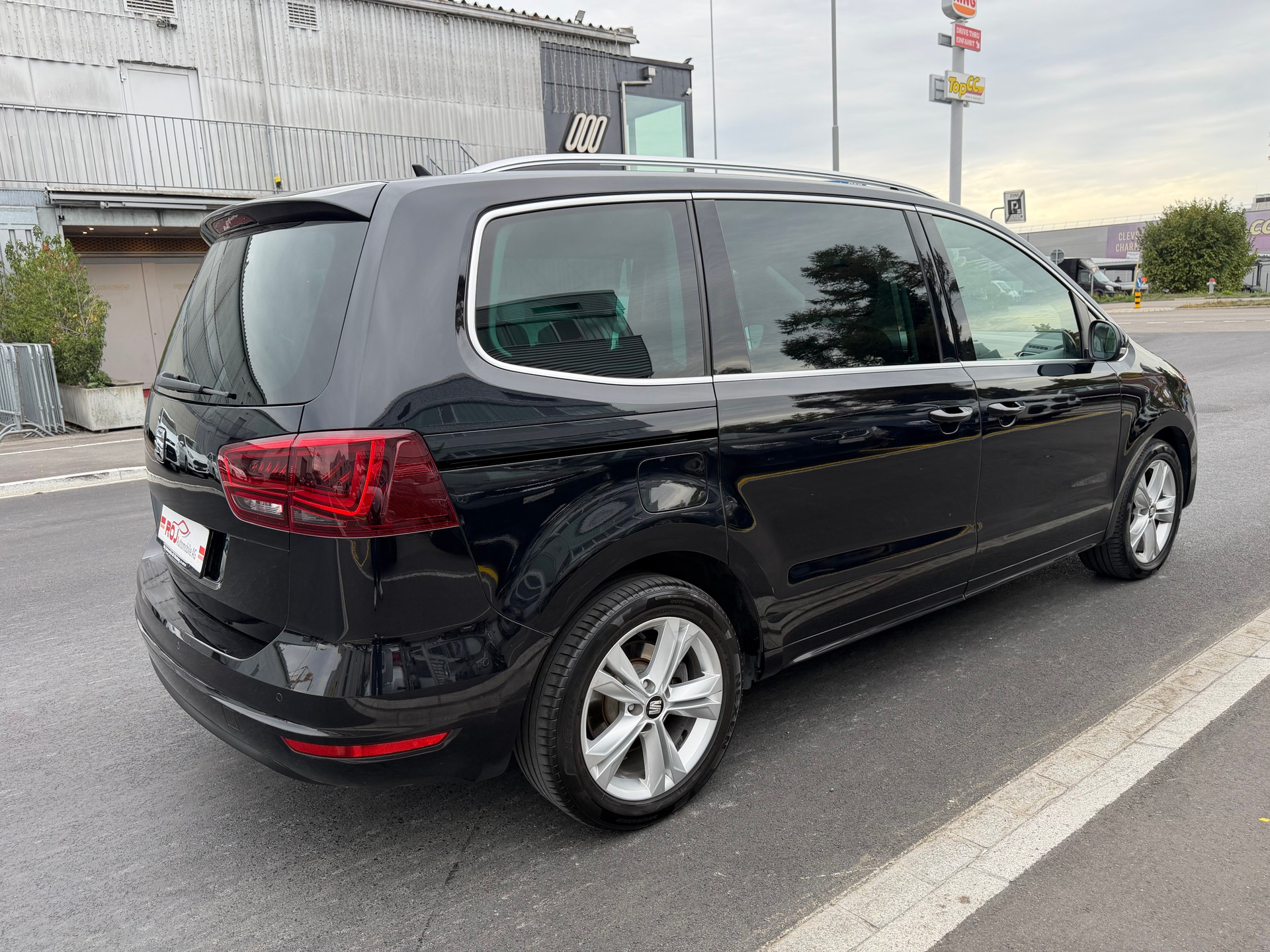 SEAT Alhambra 2.0 TDI Hola FR DSG-image-4