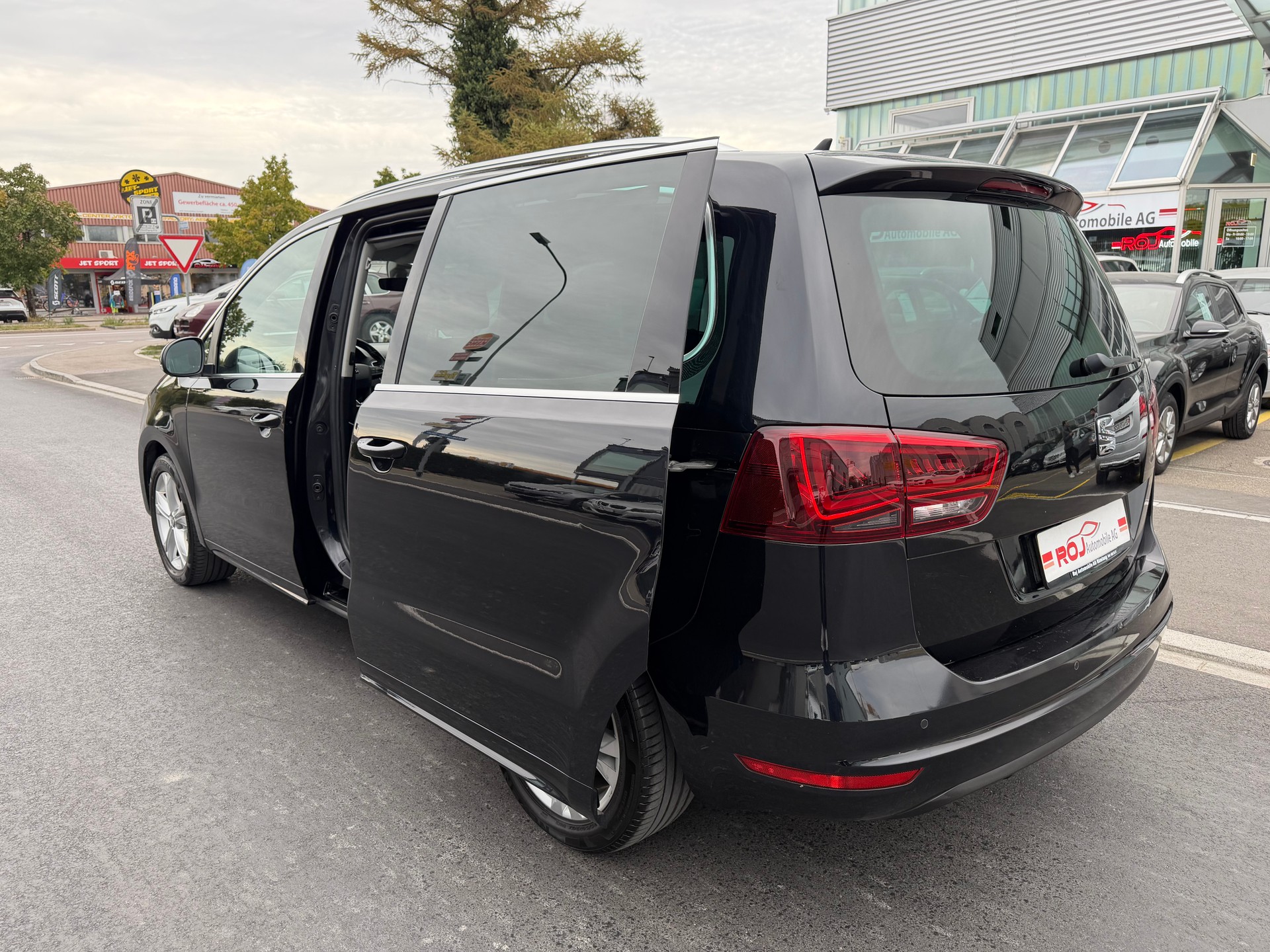 SEAT Alhambra 2.0 TDI Hola FR DSG-image-8