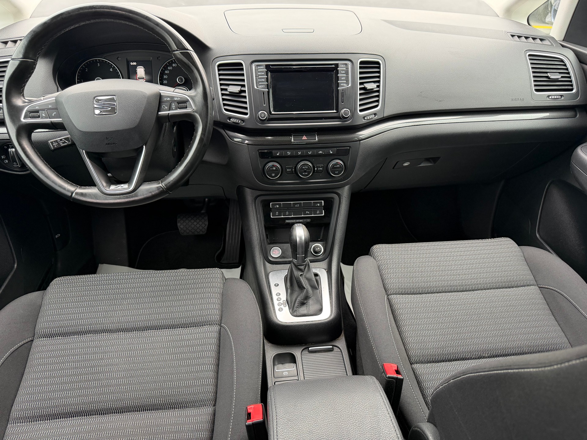 SEAT Alhambra 2.0 TDI Hola FR DSG-image-10