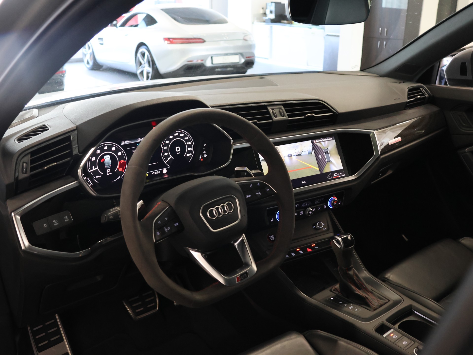 AUDI RS Q3 Sportback quattro S tronic *NARDO-GRAU LACKIERUNG*-image-15