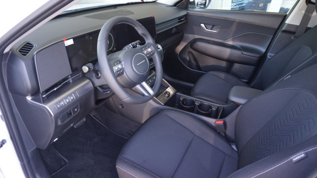 HYUNDAI Kona 1.6 HEV Origo-image-8
