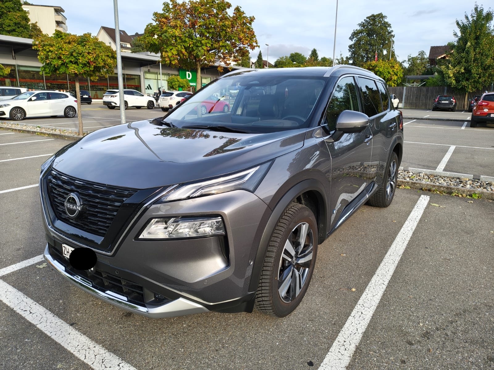NISSAN 1.5 VC-T Tekna e-4orce-image-0