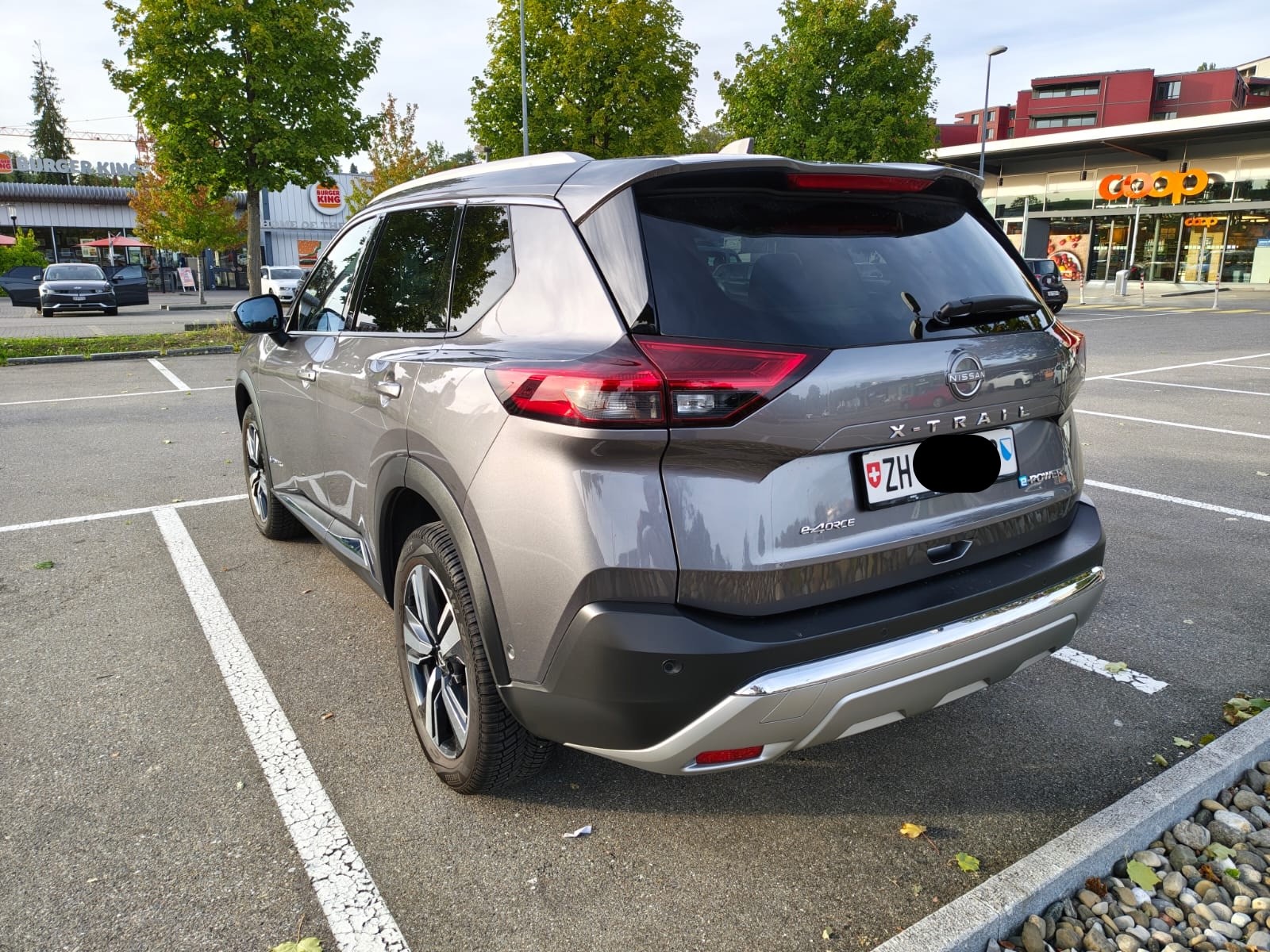 NISSAN 1.5 VC-T Tekna e-4orce-image-4
