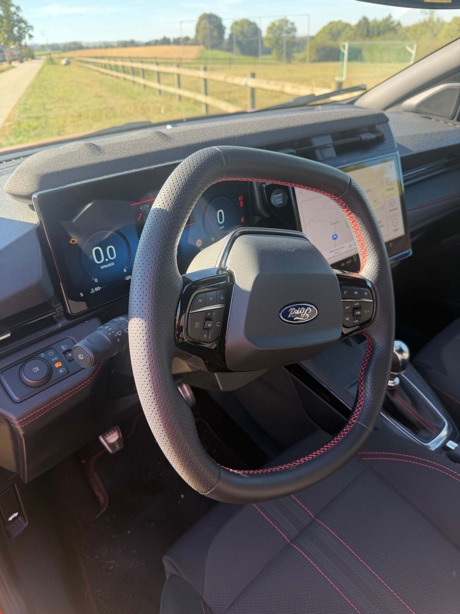 FORD 1.0 EcoB Hybrid ST-Line-image-4