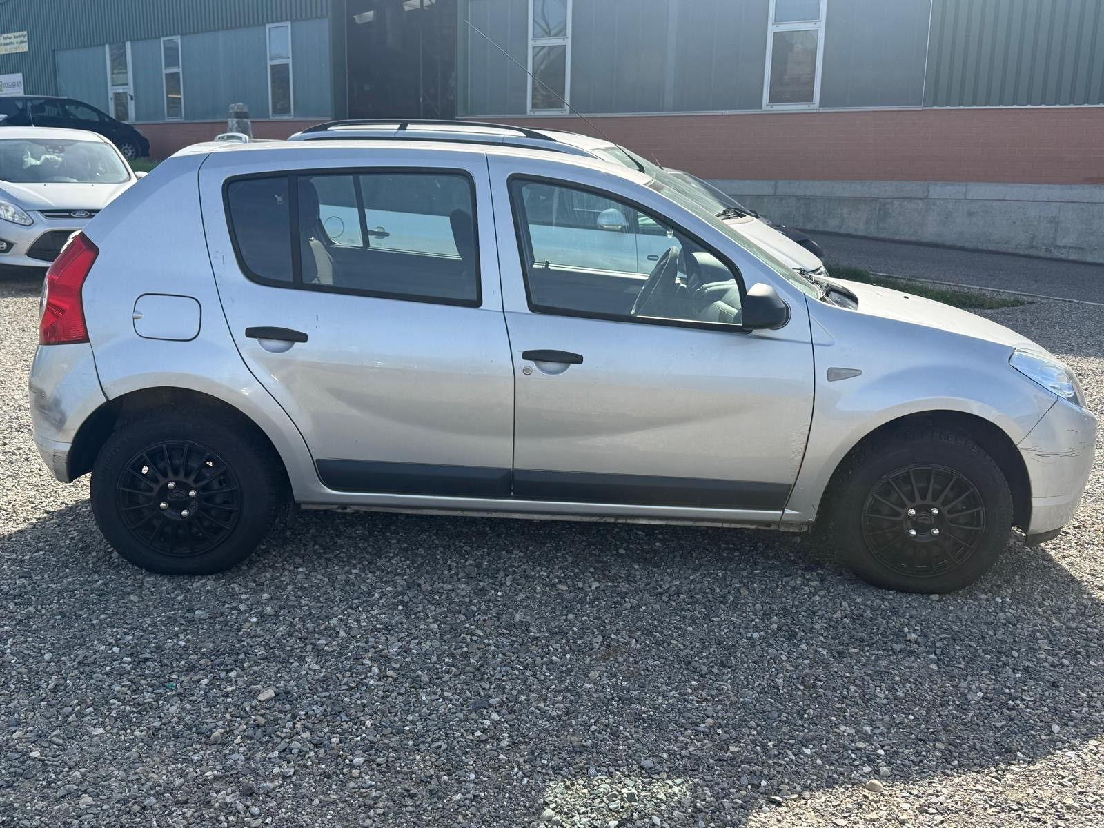 DACIA Sandero 1.6-image-8