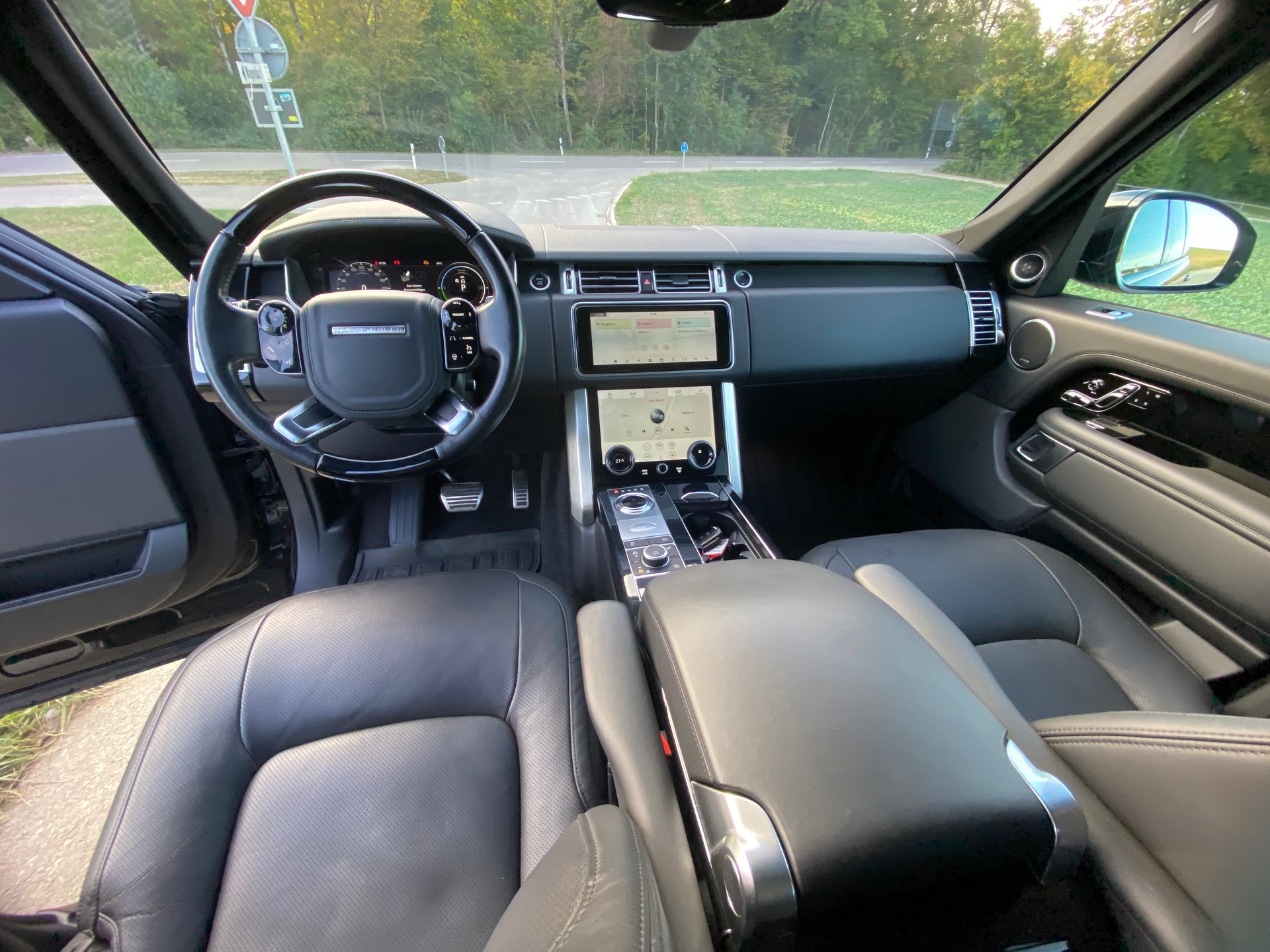 LAND ROVER Vogue 2.0Si4 PHEV-image-9