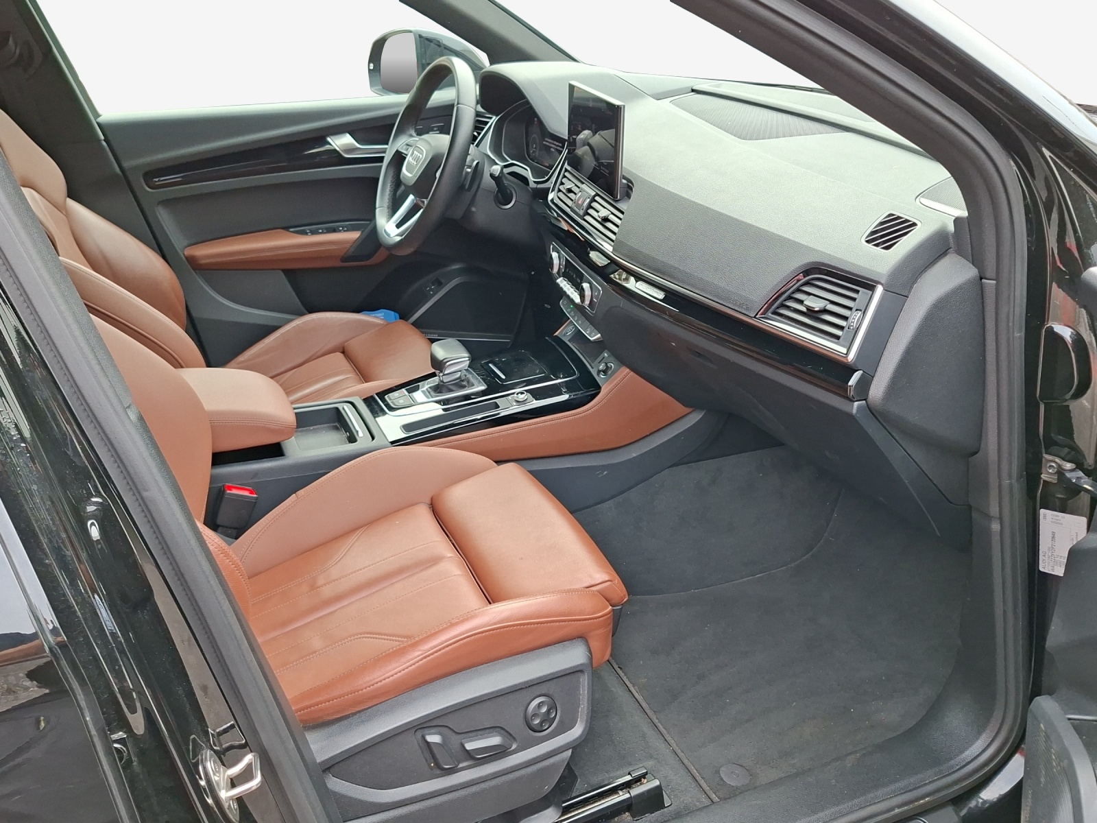 AUDI Q5 Sportback 50 TFSI e PHEV S line quattro S-tronic-image-14