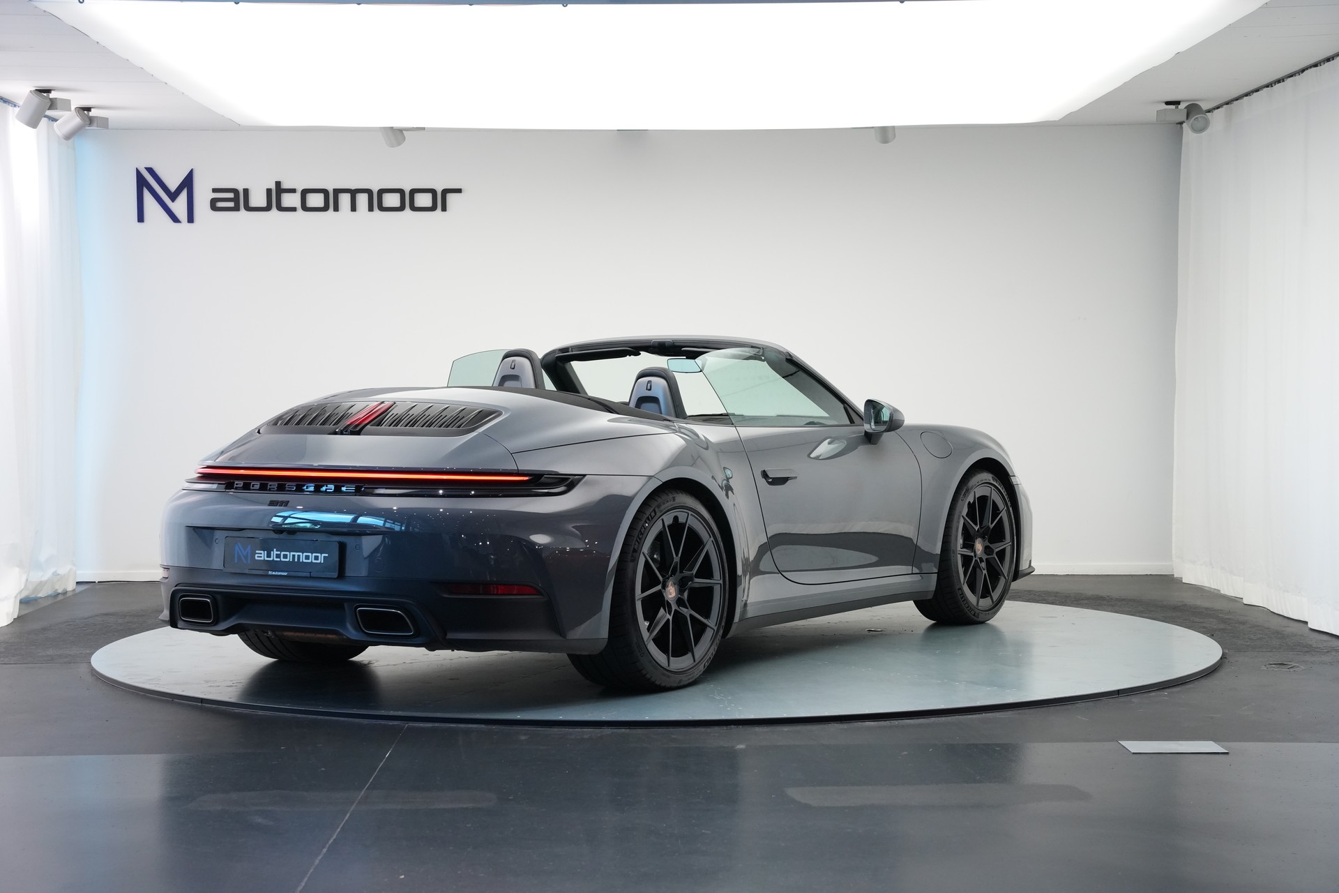 PORSCHE 911 Carrera Cabriolet PDK-image-4