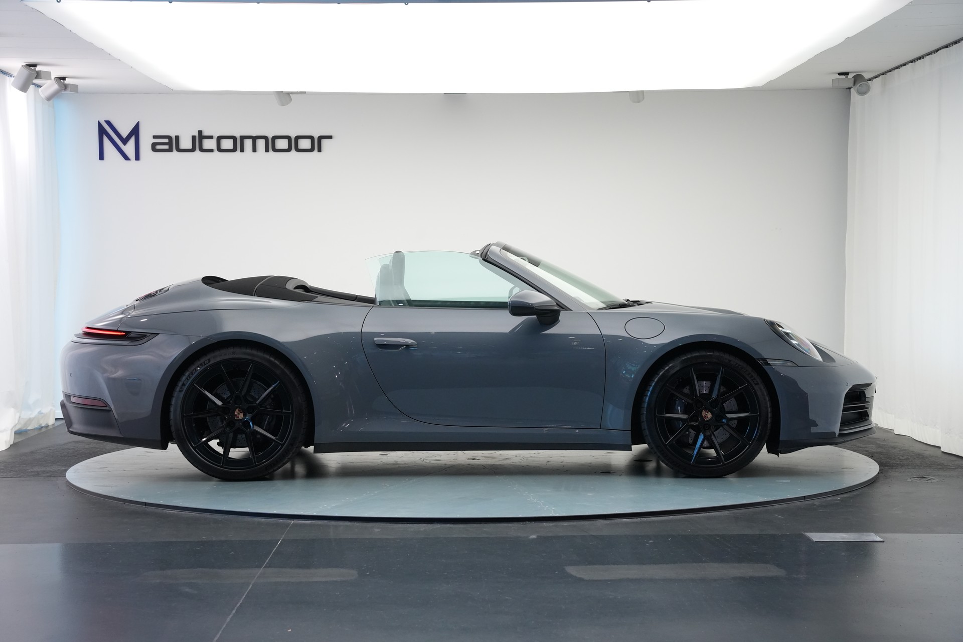 PORSCHE 911 Carrera Cabriolet PDK-showroom-element-3