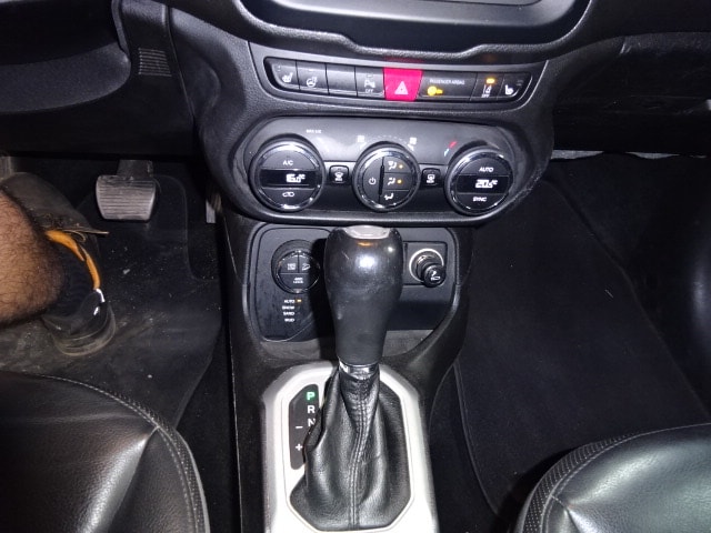 JEEP Renegade 2.0 CRD Limited AWD + Low Range 9ATX-image-5