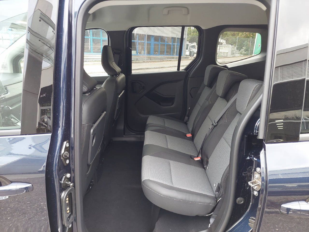 RENAULT Kangoo Kombi 1.3 TCe 130 techno-image-6