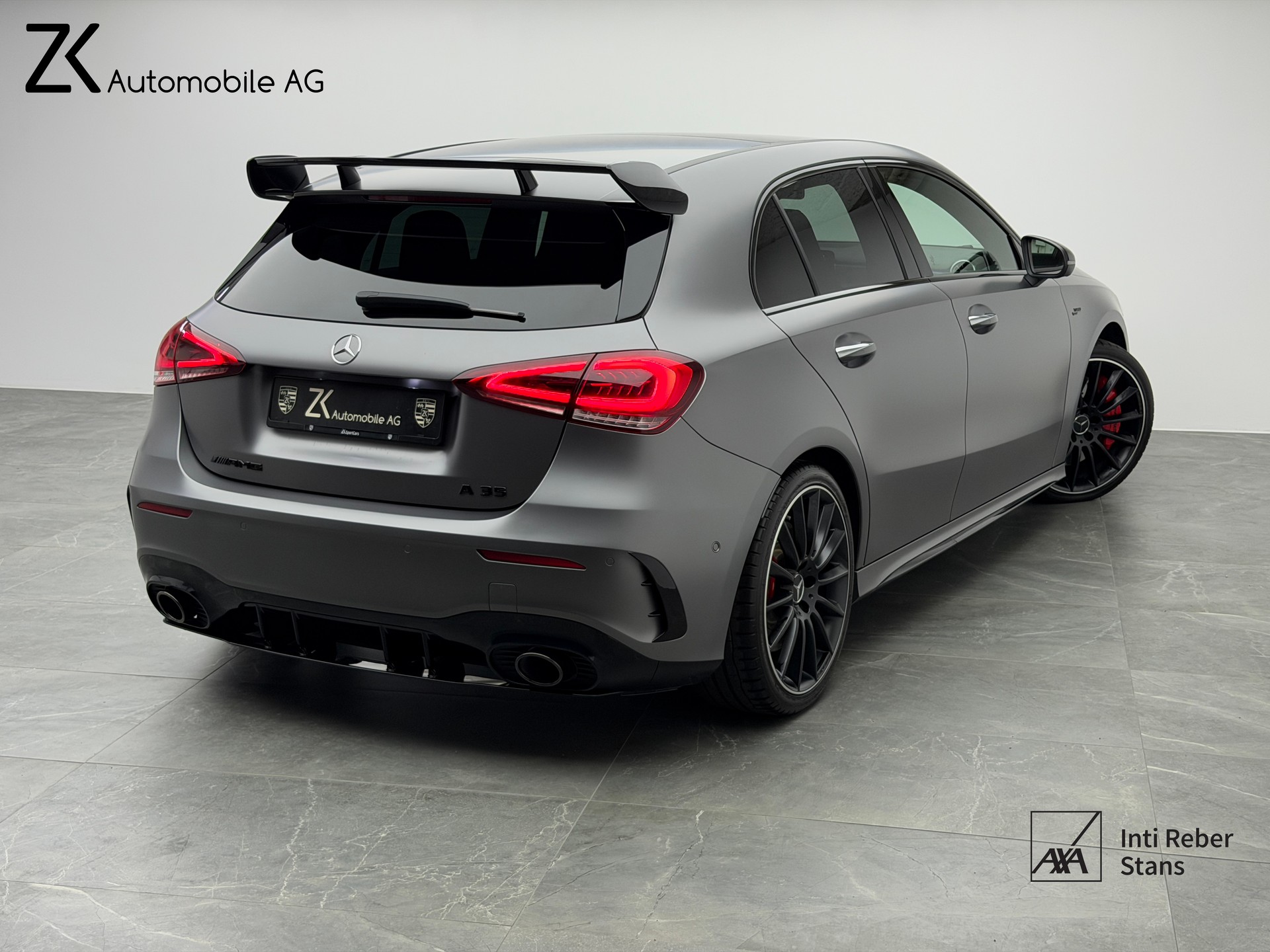 MERCEDES-BENZ A 35 AMG 4Matic Mountain Grey Magno Speedshift / 360° Kamera / Panoramadach / Burmester Sound / Keyless Go / AMG Sportsitze /-image-1