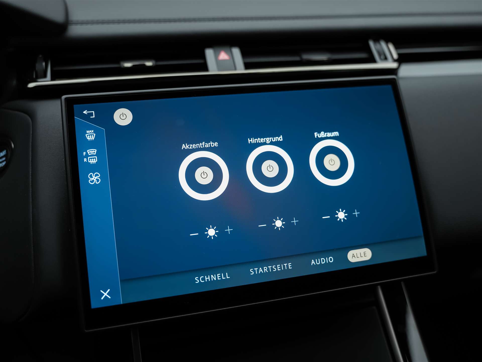 LAND ROVER Range Rover Velar Dynamic SE D 300 I6 MHEV Automatic *Facelift*Panorama*Werksgarantie*-image-37