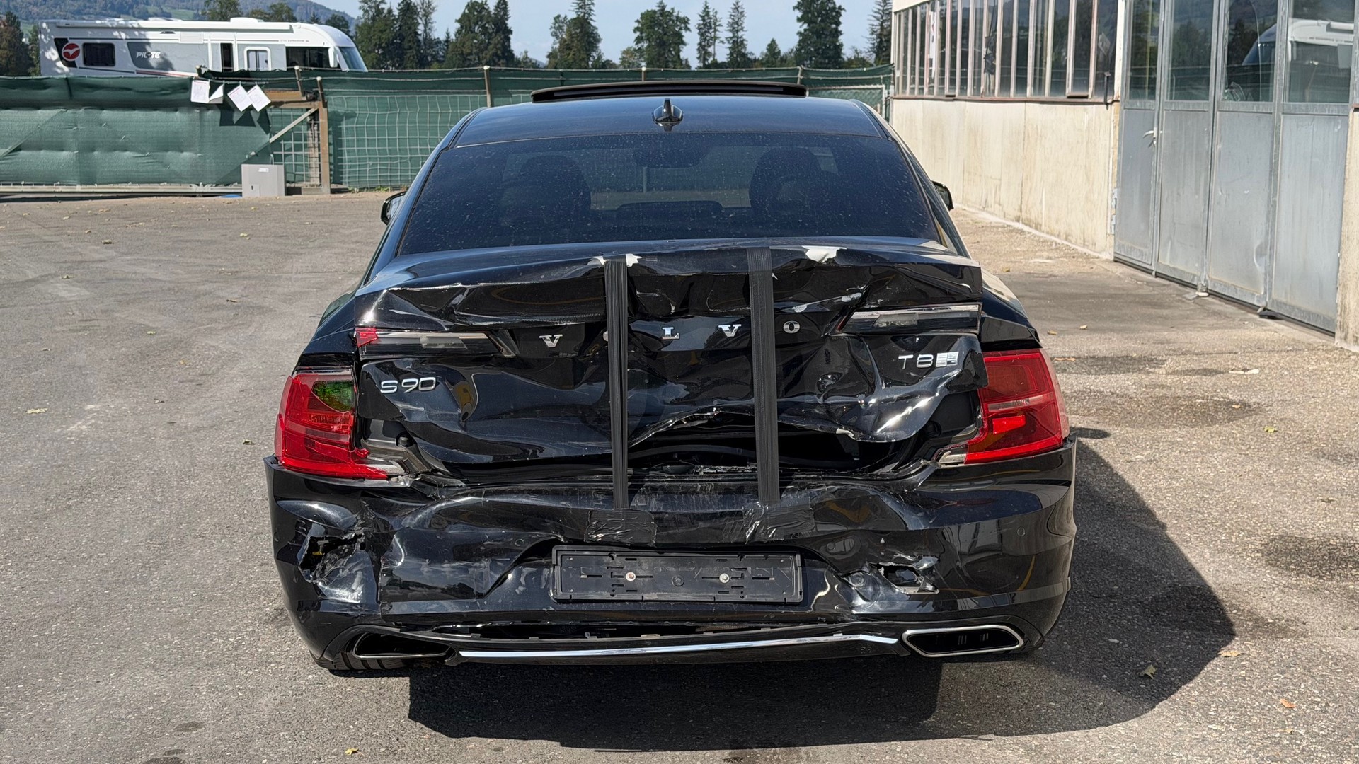VOLVO S90 T8 eAWD Twin Engine Inscription Geartronic-image-5