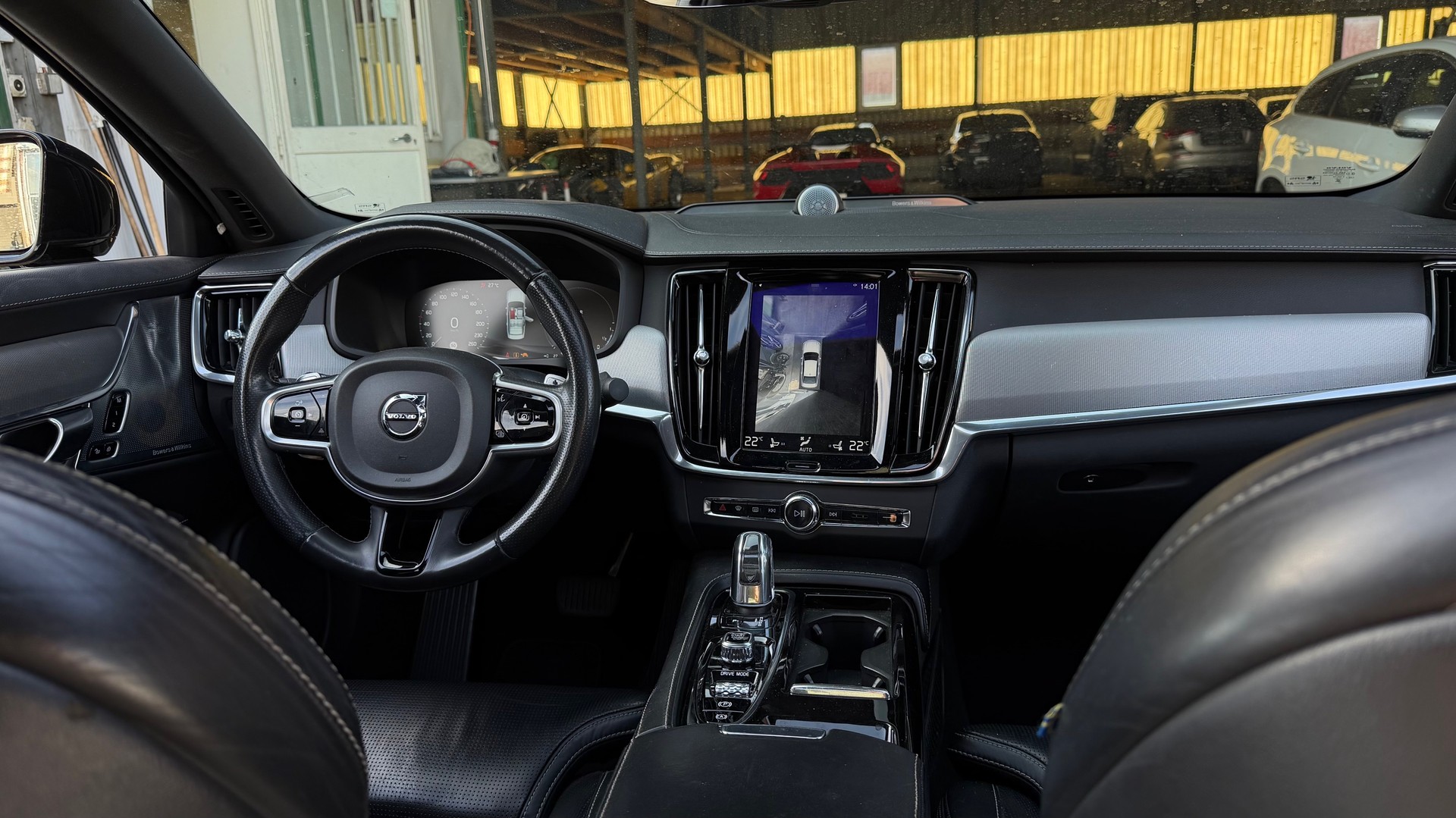 VOLVO S90 T8 eAWD Twin Engine Inscription Geartronic-image-8