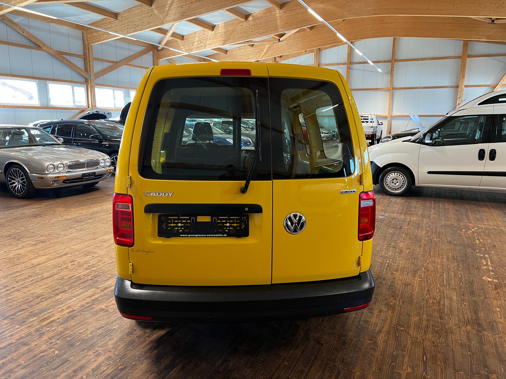 VW Caddy Maxi 2.0TDI 4Mot. BlueMotion Technology DSG-image-5