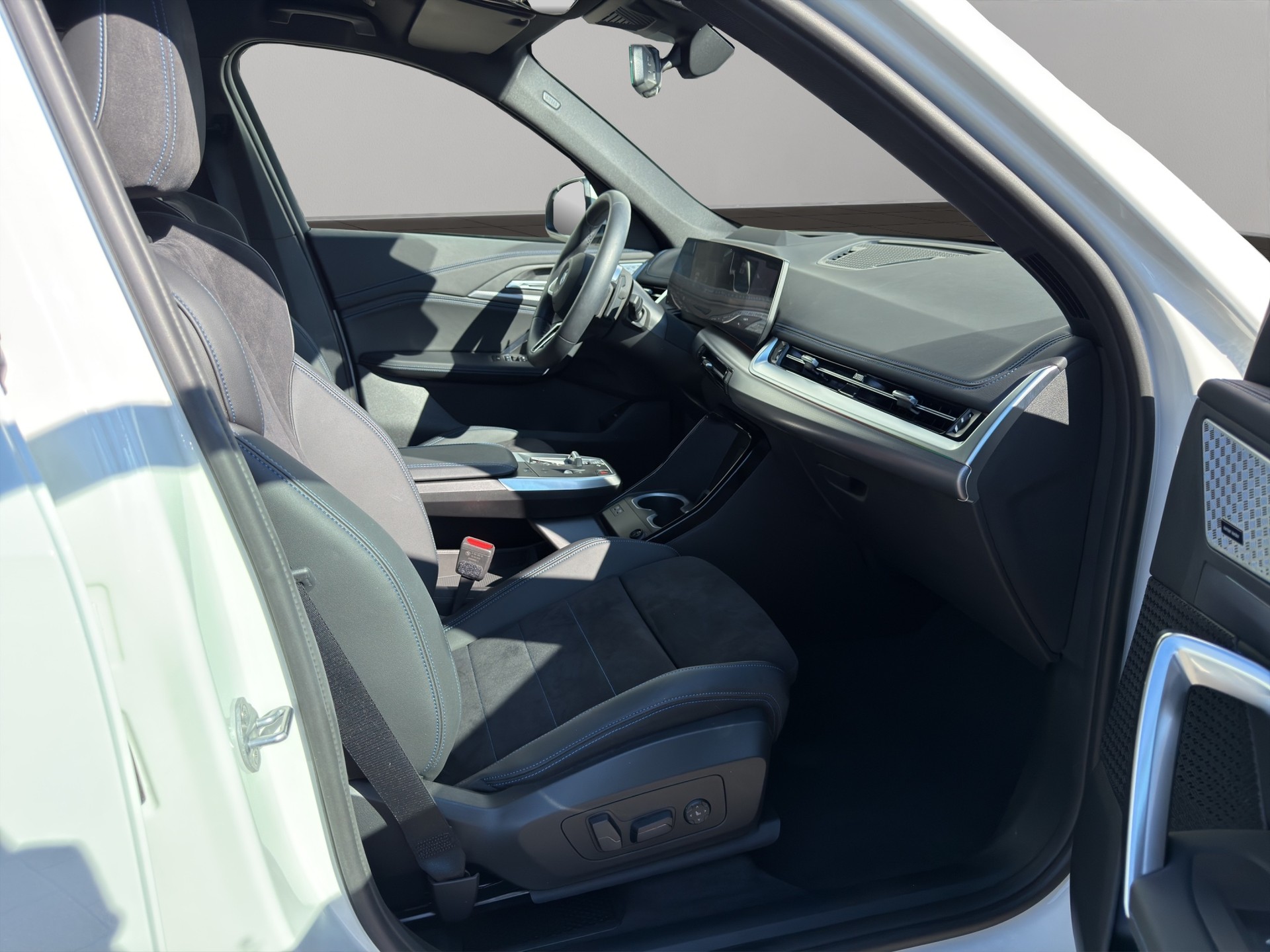 BMW X1 xDrive 20d 48V M Sport-image-18