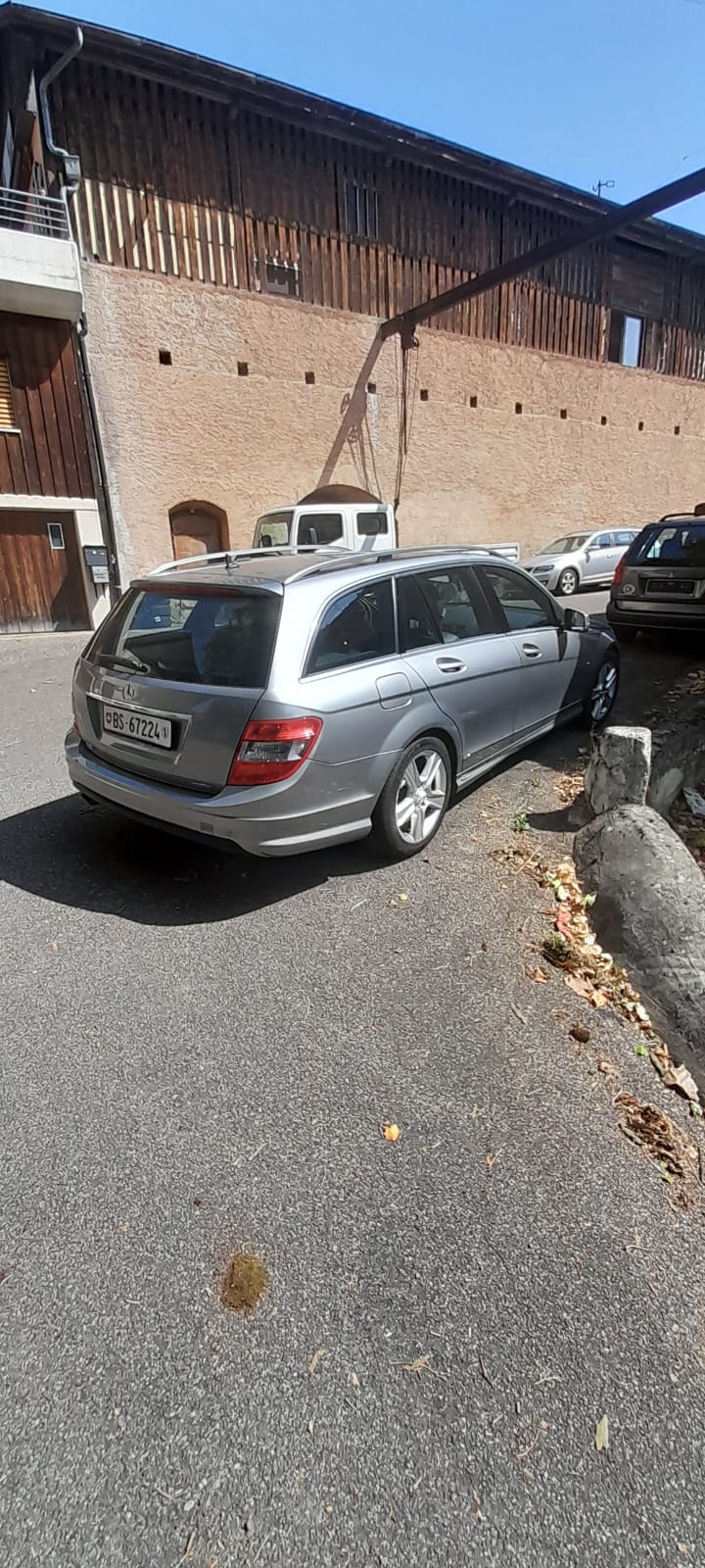 MERCEDES-BENZ C 180 CGI BlueEF My Star-image-4