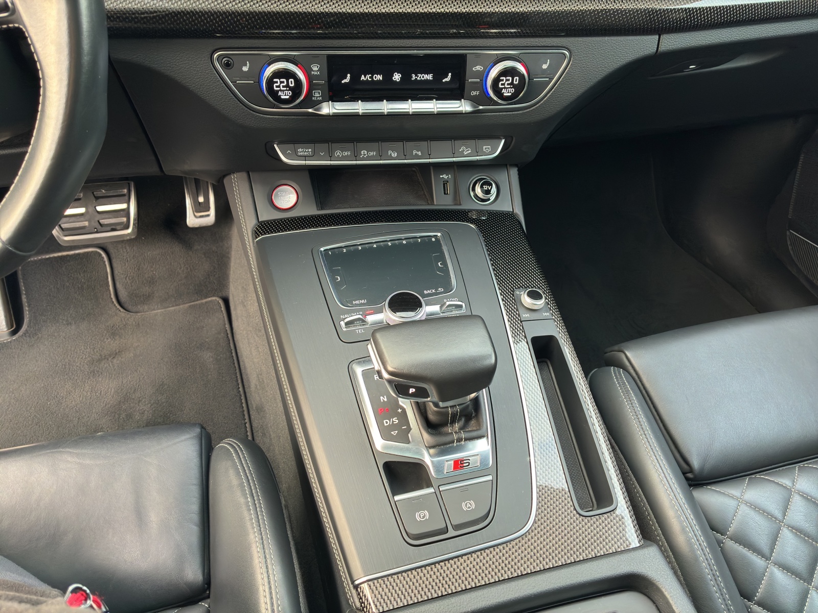 AUDI SQ5 3.0 TFSI quattro S-tronic-image-15