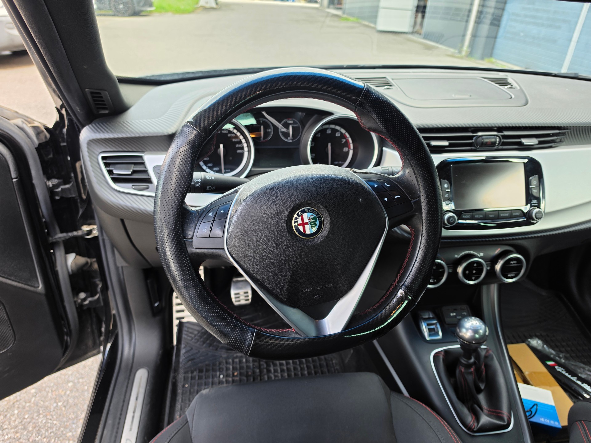 ALFA ROMEO Giulietta 1.4 T Progression Plus-image-9