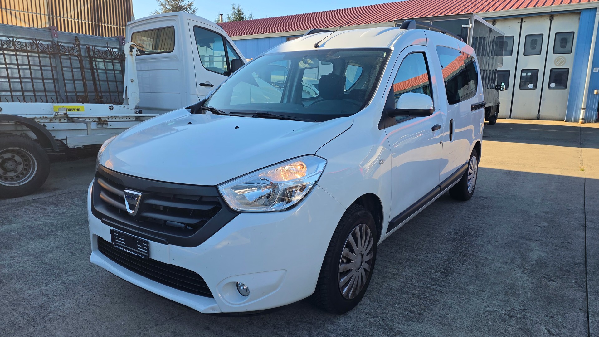 DACIA Dokker 1.5 dCi Lauréate-image-1