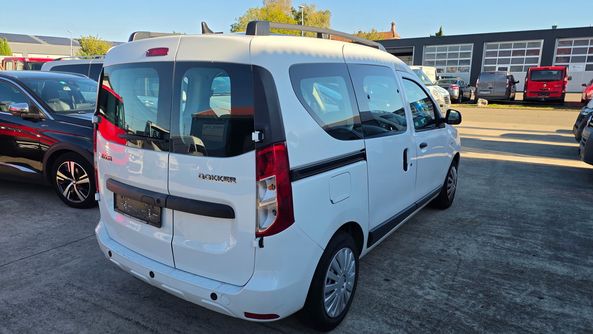 DACIA Dokker 1.5 dCi Lauréate-image-3