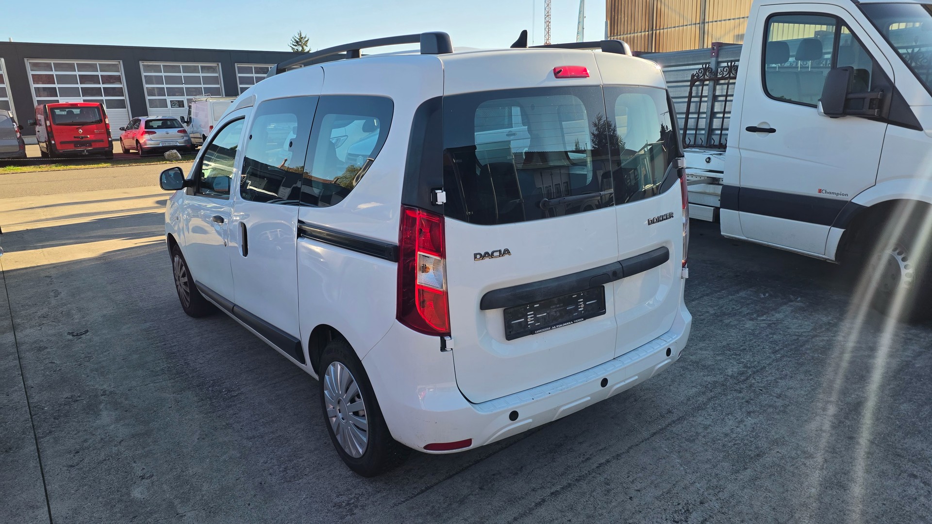 DACIA Dokker 1.5 dCi Lauréate-image-2