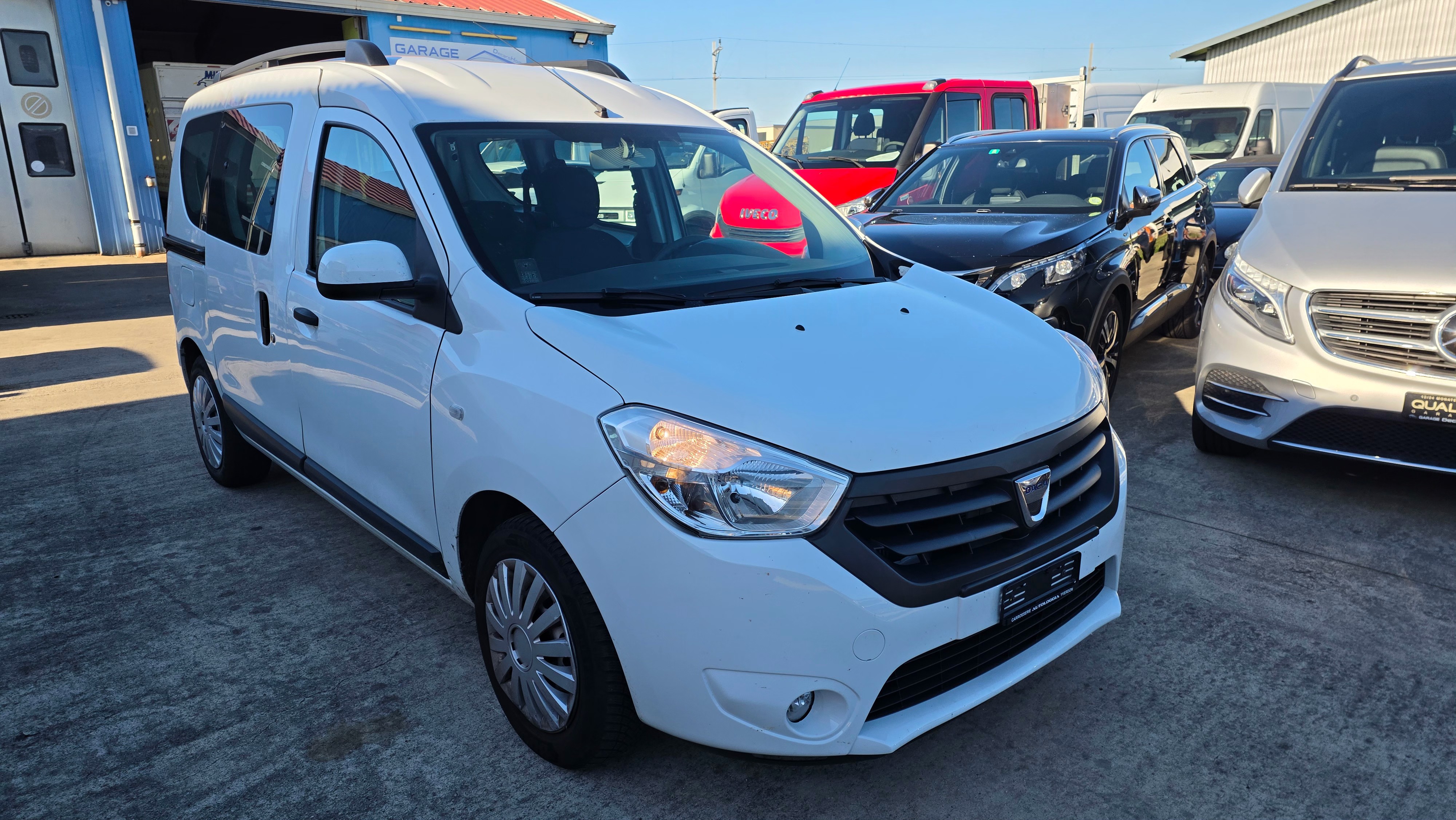 Car photo