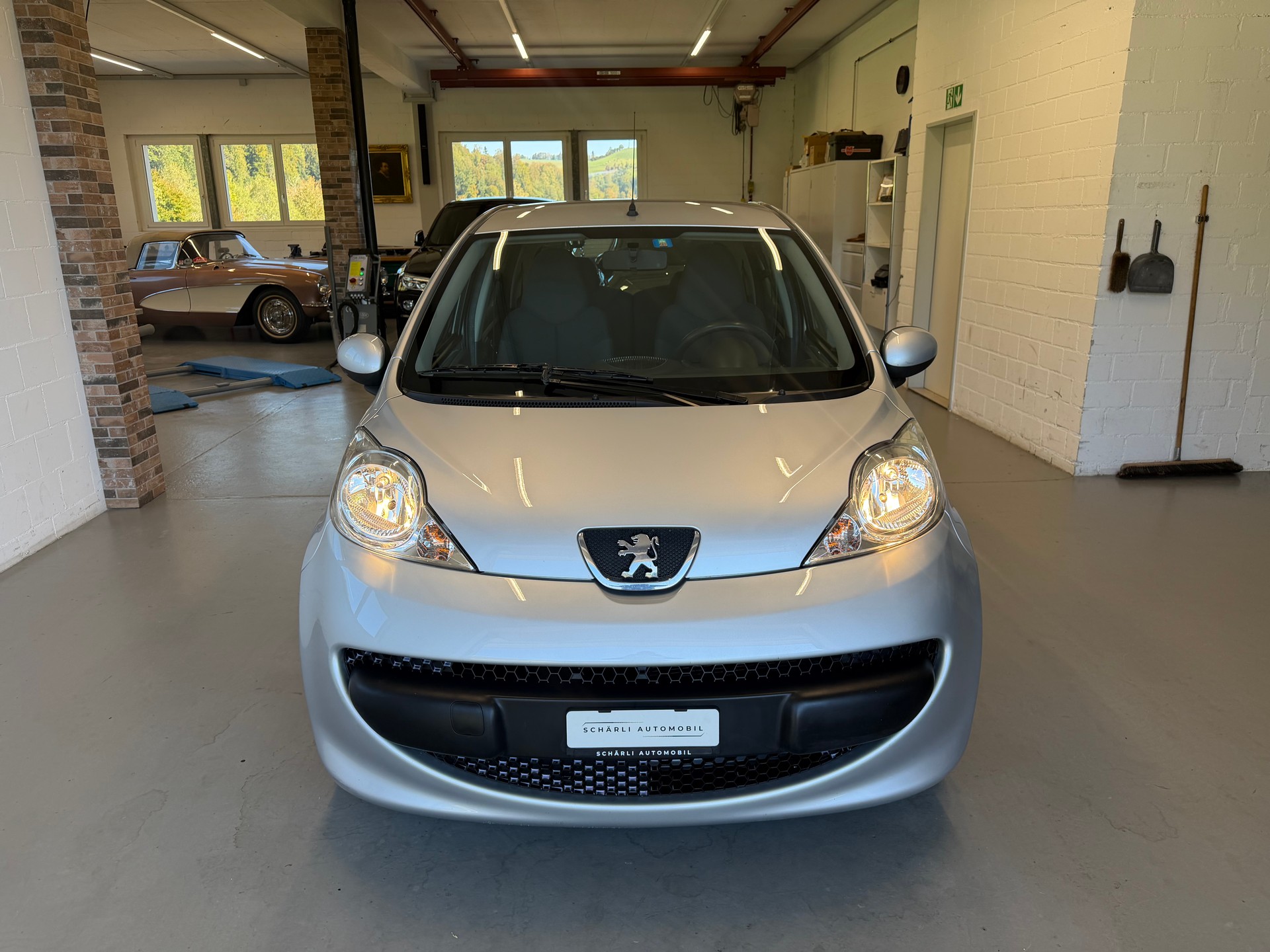 PEUGEOT 107 1.0 Trendy-image-1
