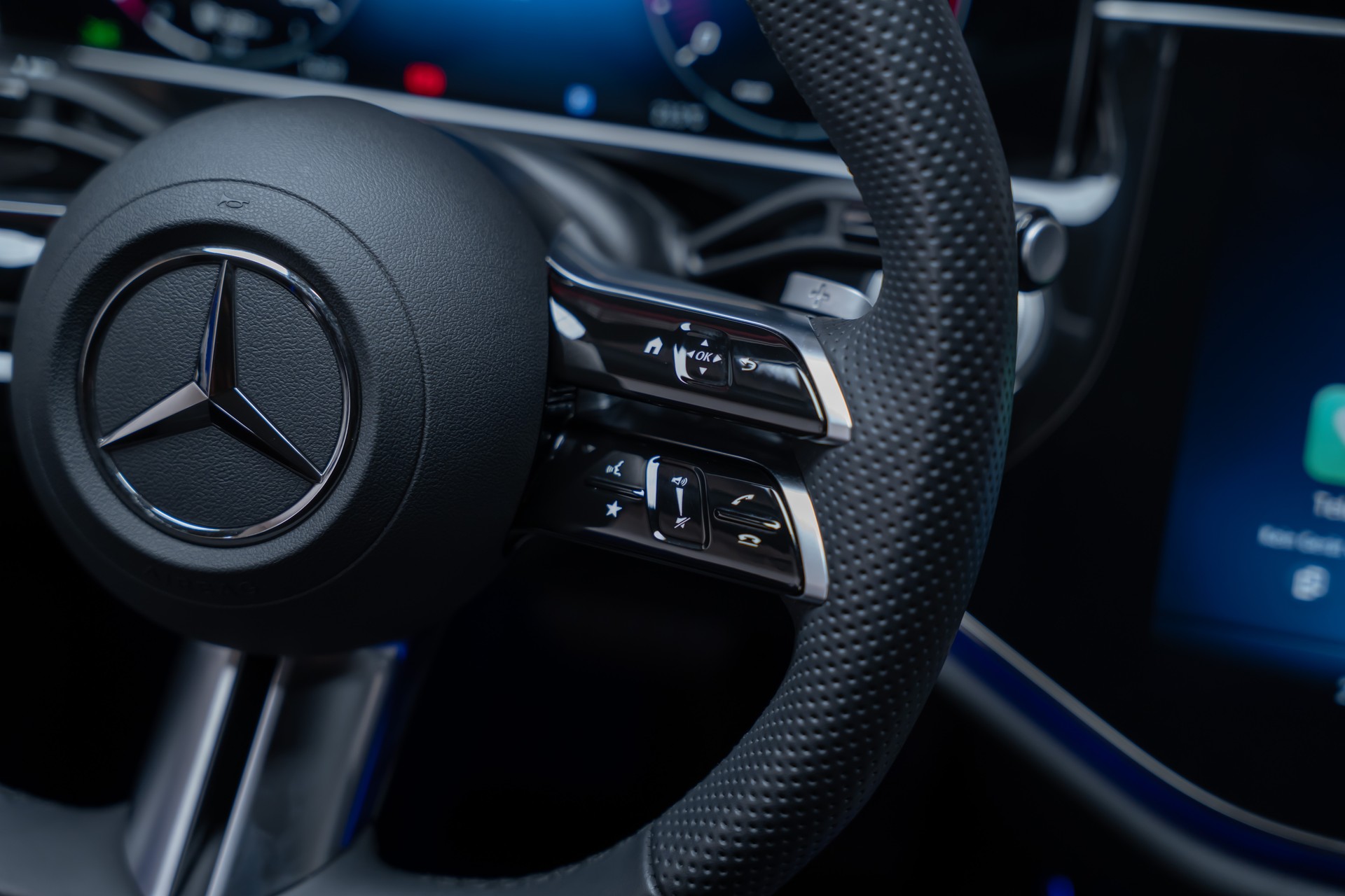 MERCEDES-BENZ E 220 d AMG Line / Hyperscreen / 360°Kamera / el.Sitze-image-26