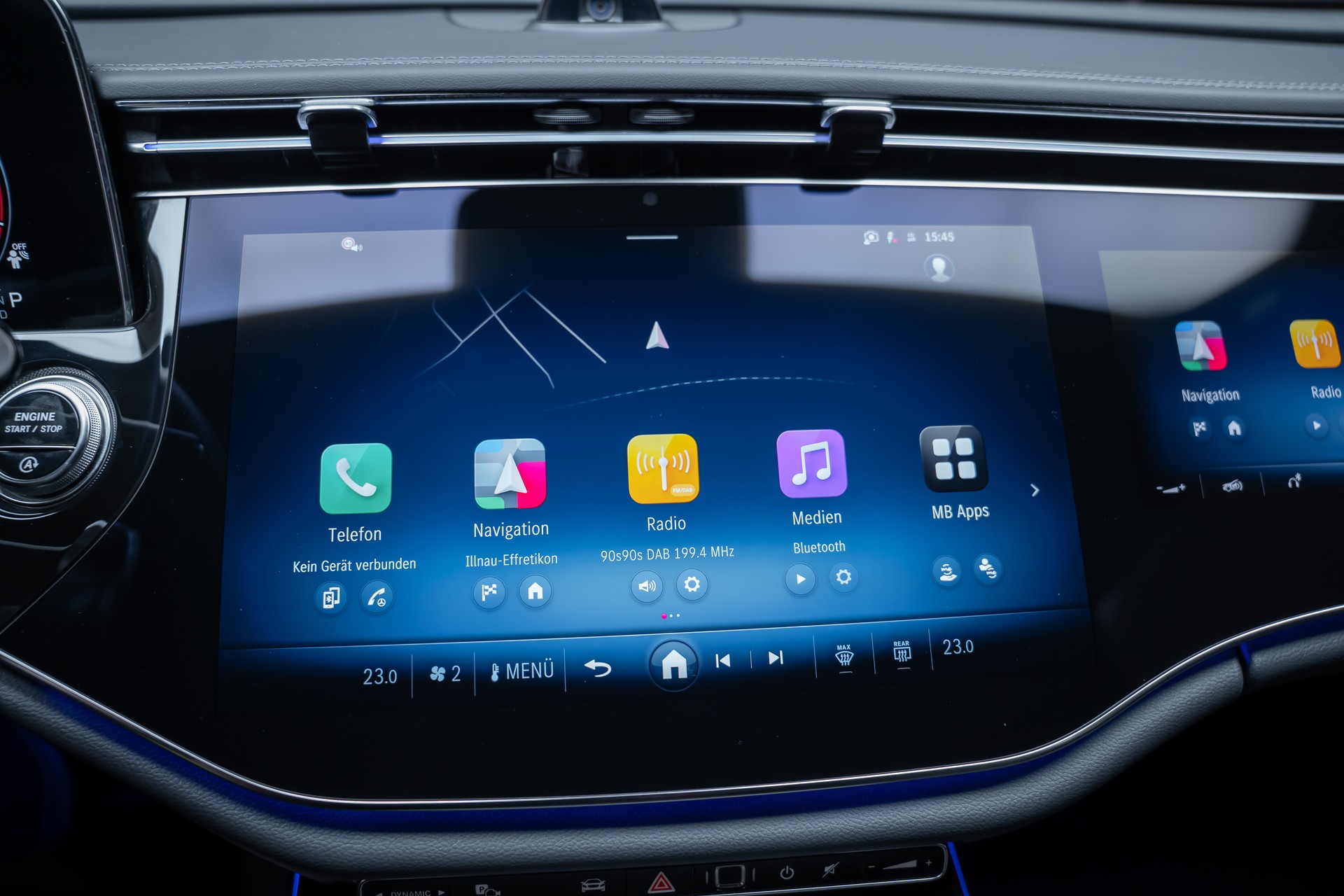 MERCEDES-BENZ E 220 d AMG Line / Hyperscreen / 360°Kamera / el.Sitze-image-29