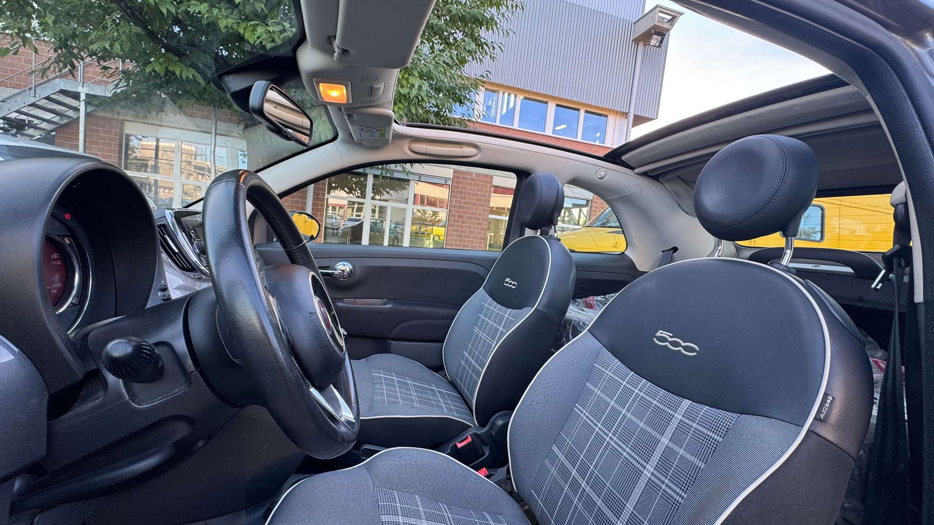 FIAT 500C 0.9 Twinair Lounge-image-6