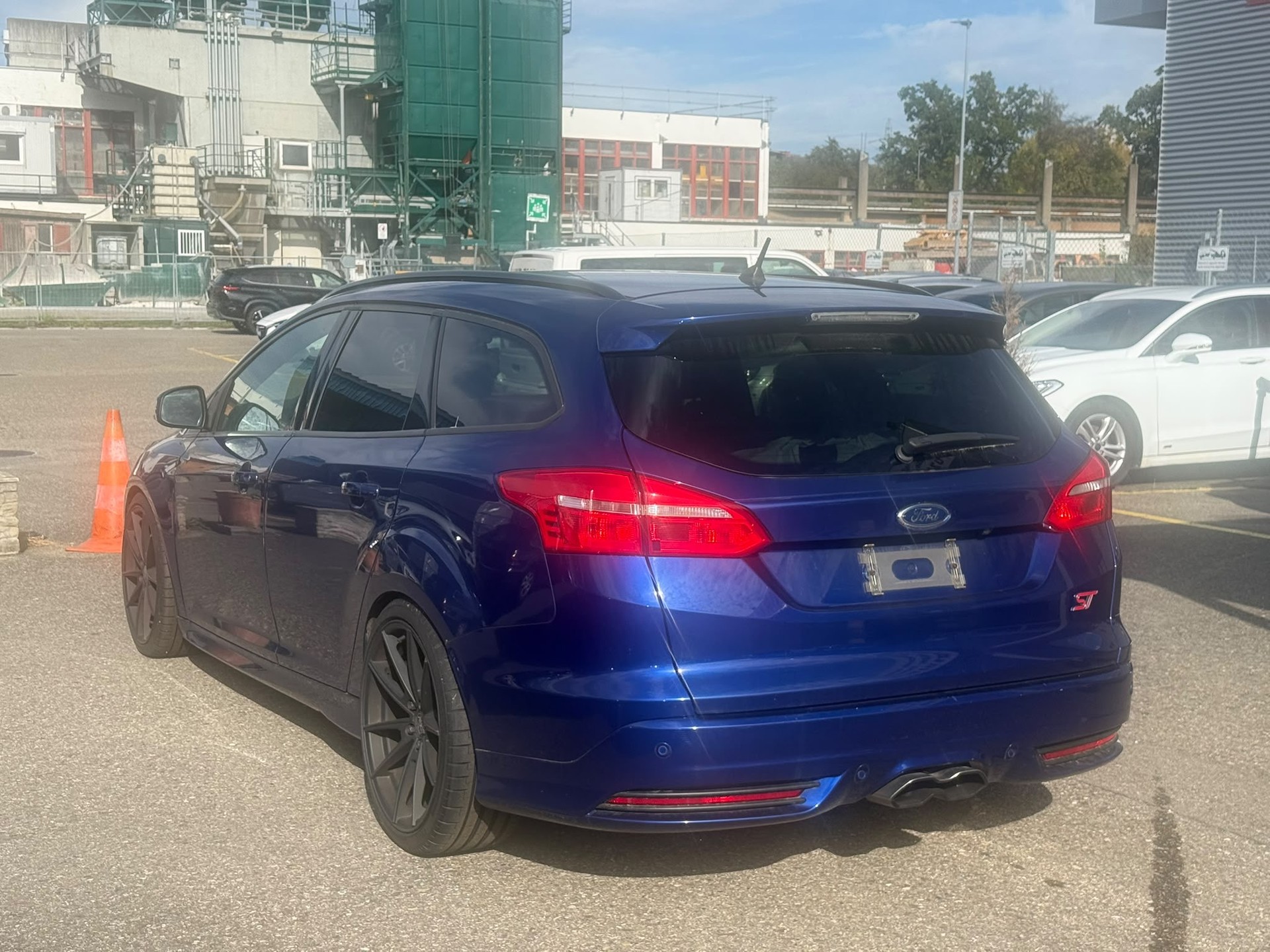 FORD Focus 2.0 SCTi ST-image-1