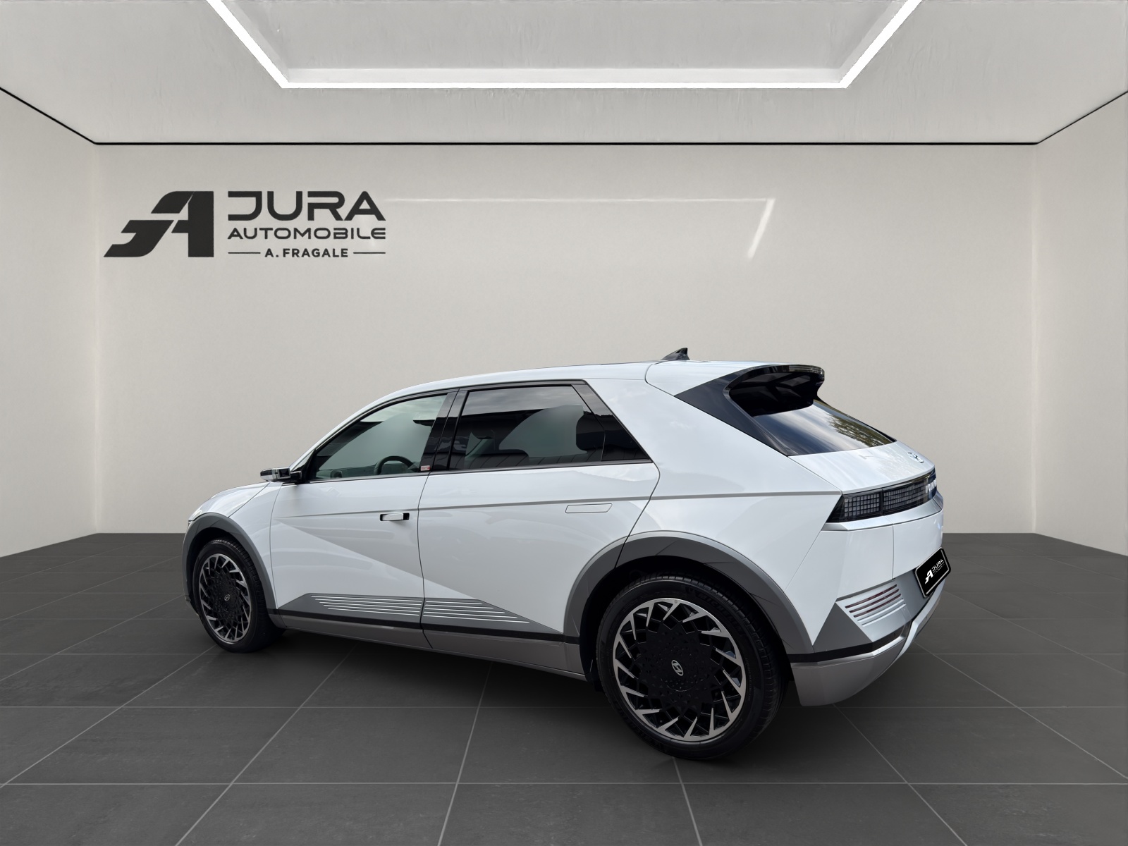 HYUNDAI Ioniq 5 77,4 kWh Vertex 4WD-image-4
