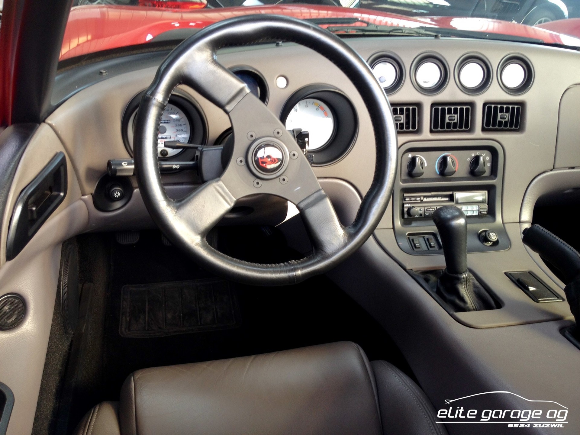 CHRYSLER Viper RT/10-image-12