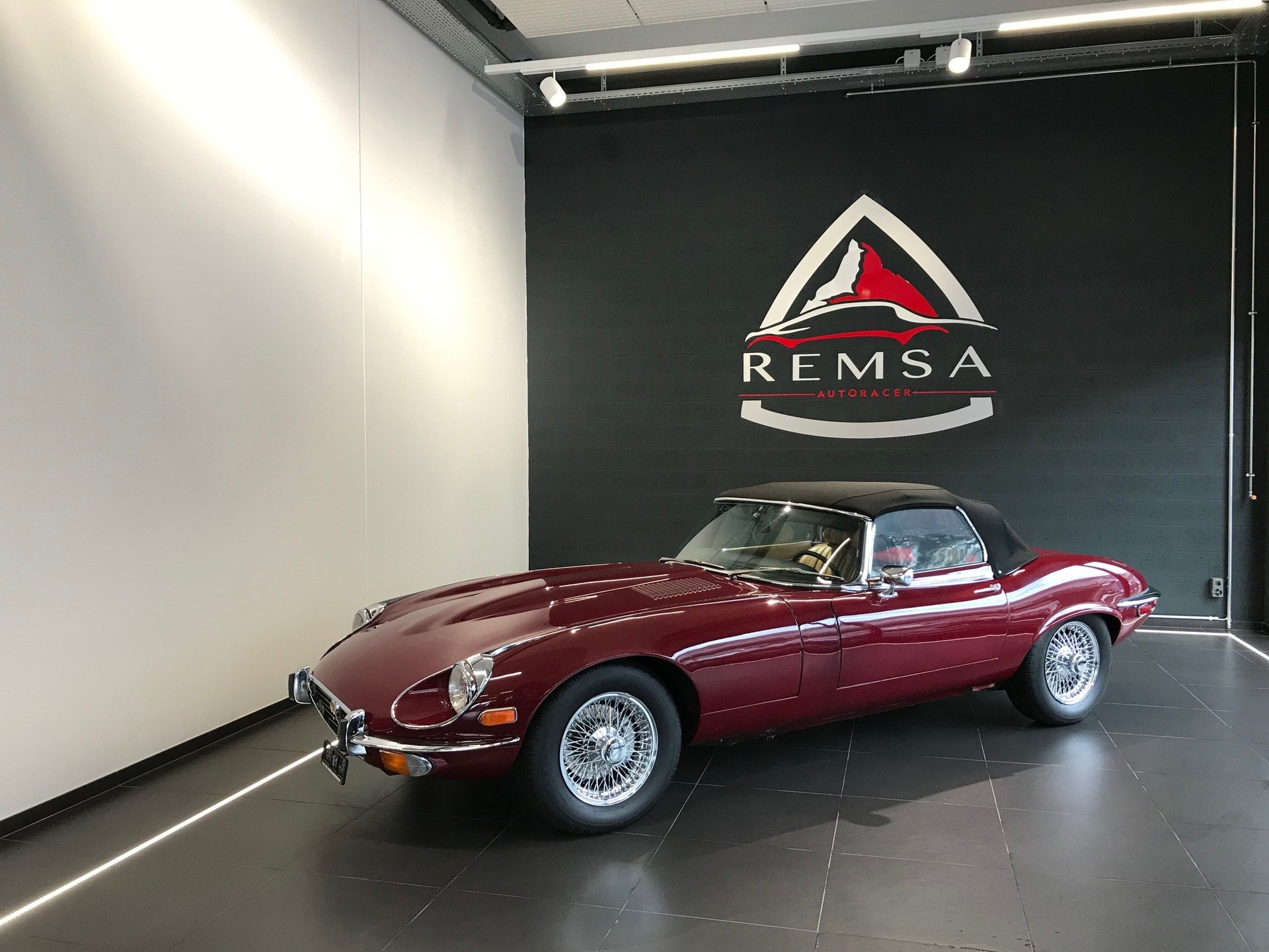 JAGUAR E -Type V12 SERIES III-image-2