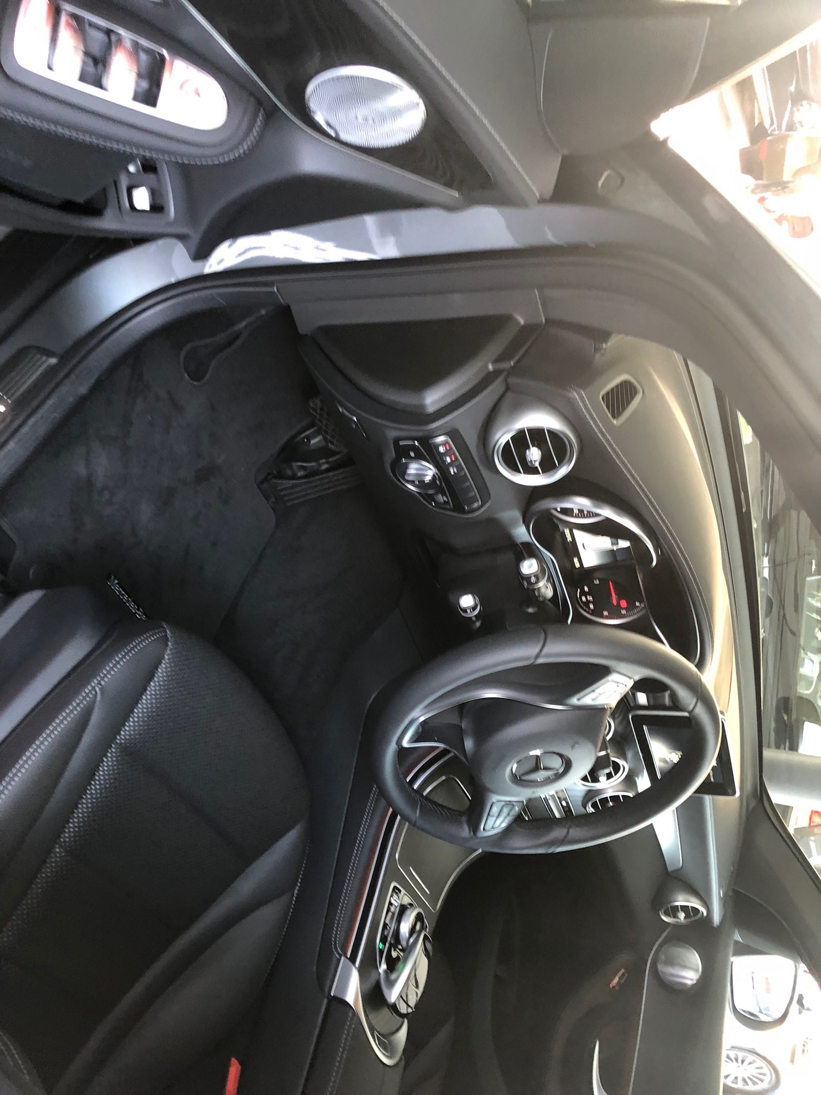 MERCEDES-BENZ GLC 250 d AMG Line 4Matic 9G-Tronic-image-1
