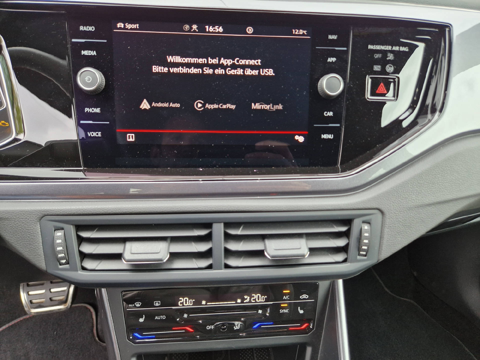 VW Polo 2.0 TSI GTI DSG-image-11