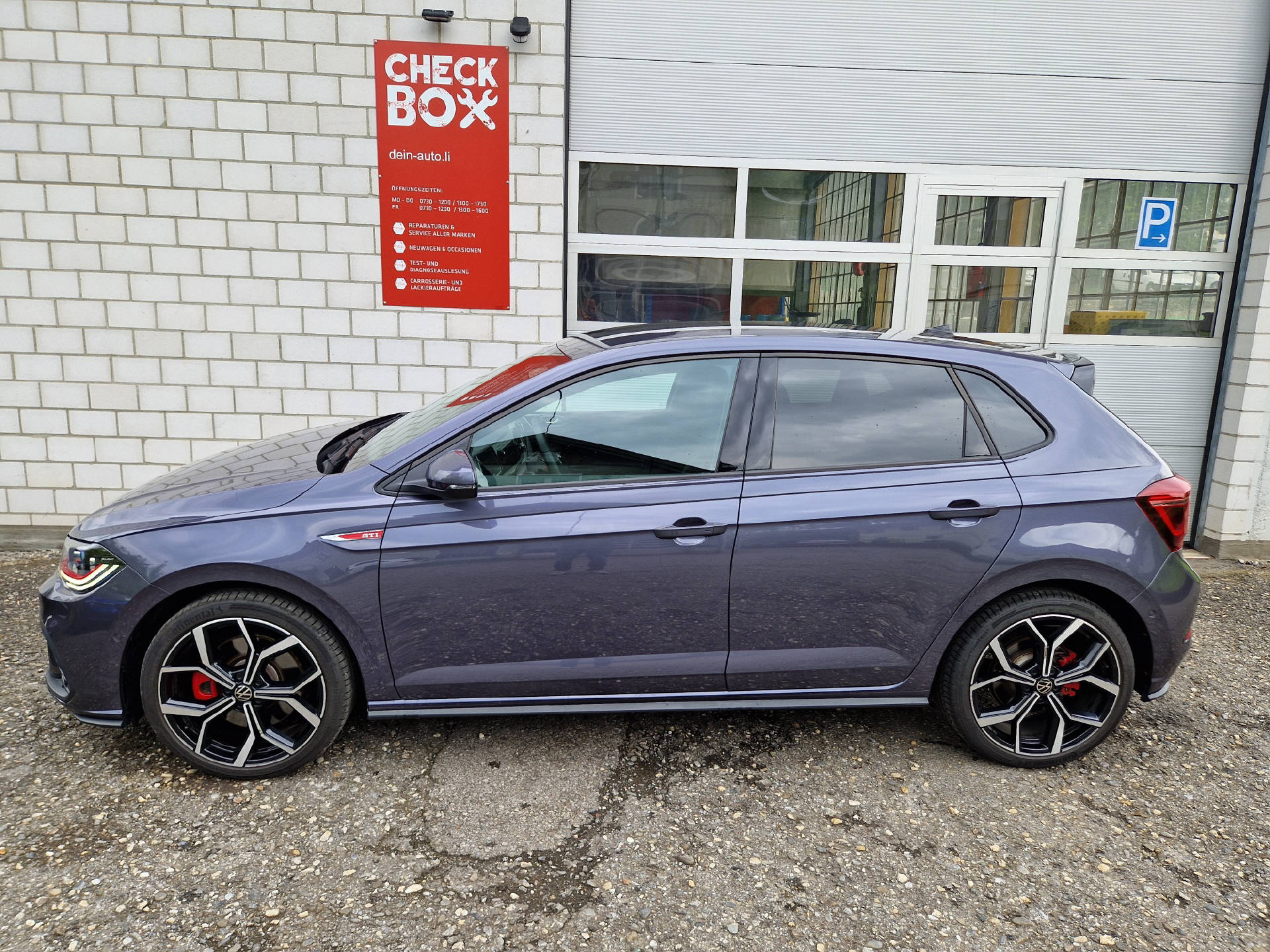 VW Polo 2.0 TSI GTI DSG-showroom-element-3